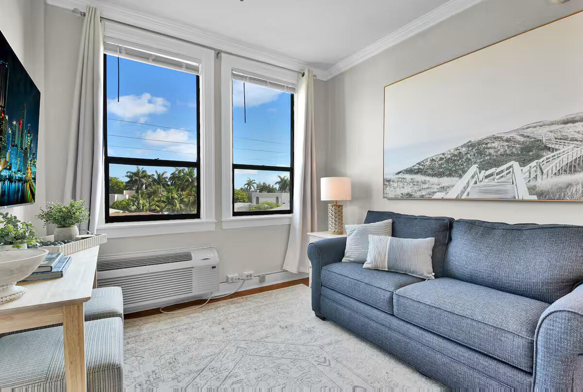 235 SUNRISE Avenue 3260, Palm Beach, FL 33480, Palm Beach - Photo 4