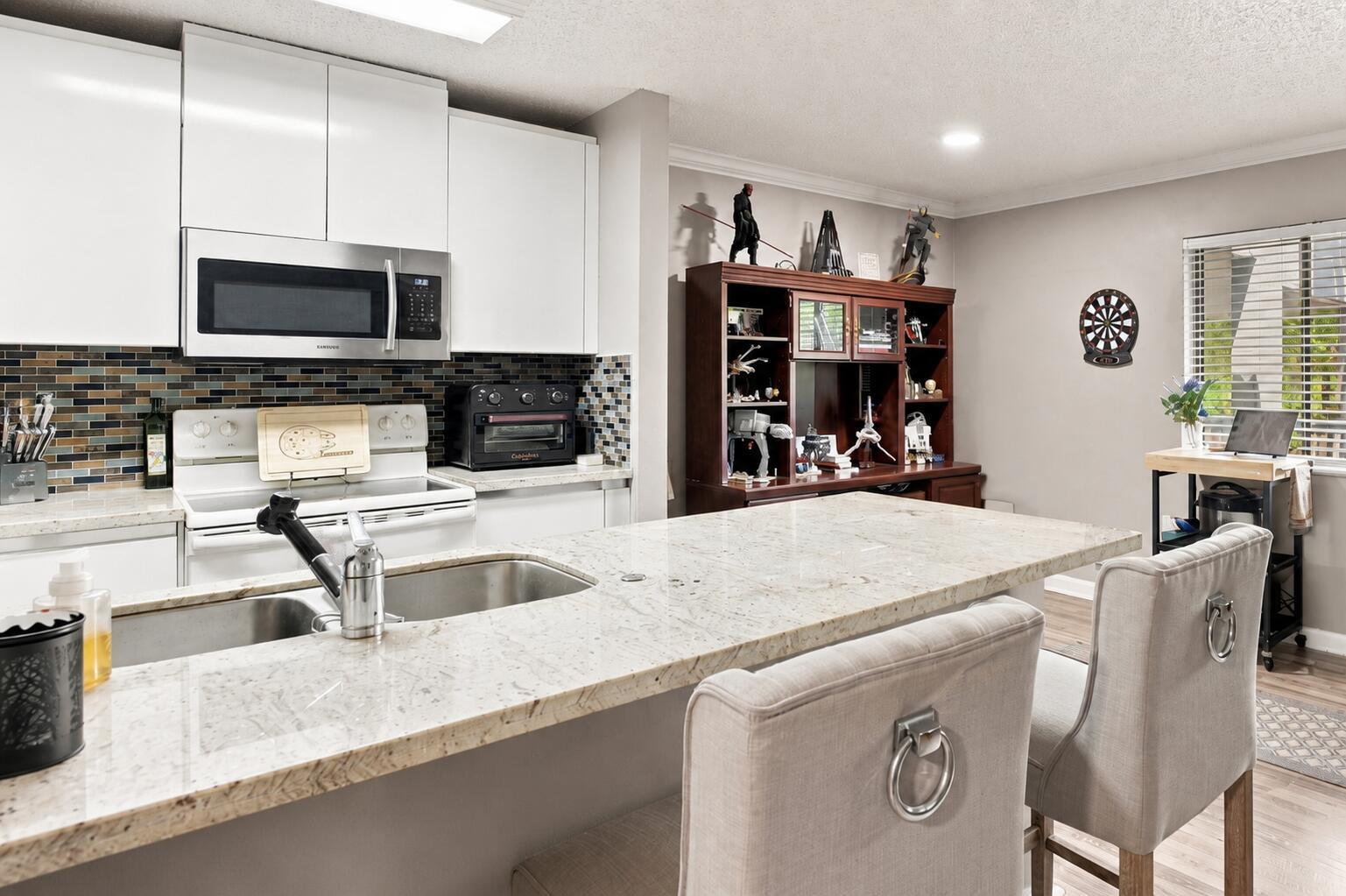 711 FOREST CLUB Drive 119, Wellington, FL 33414, Wellington