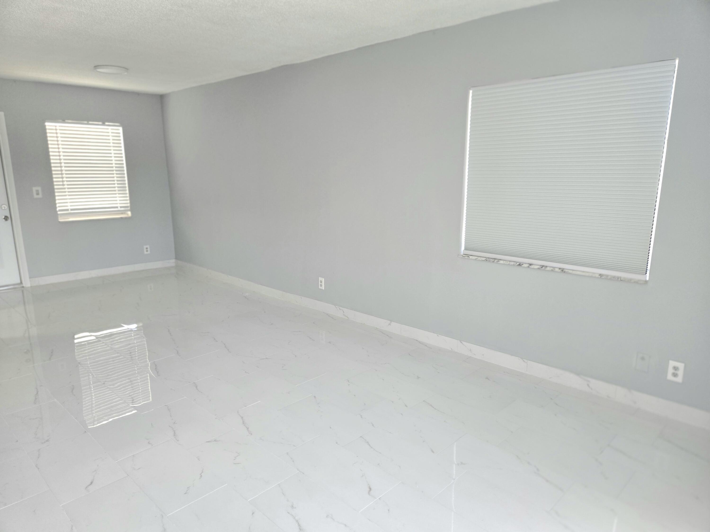 6505 WINFIELD Boulevard B-31, Margate, FL 33063, Margate - Photo 3