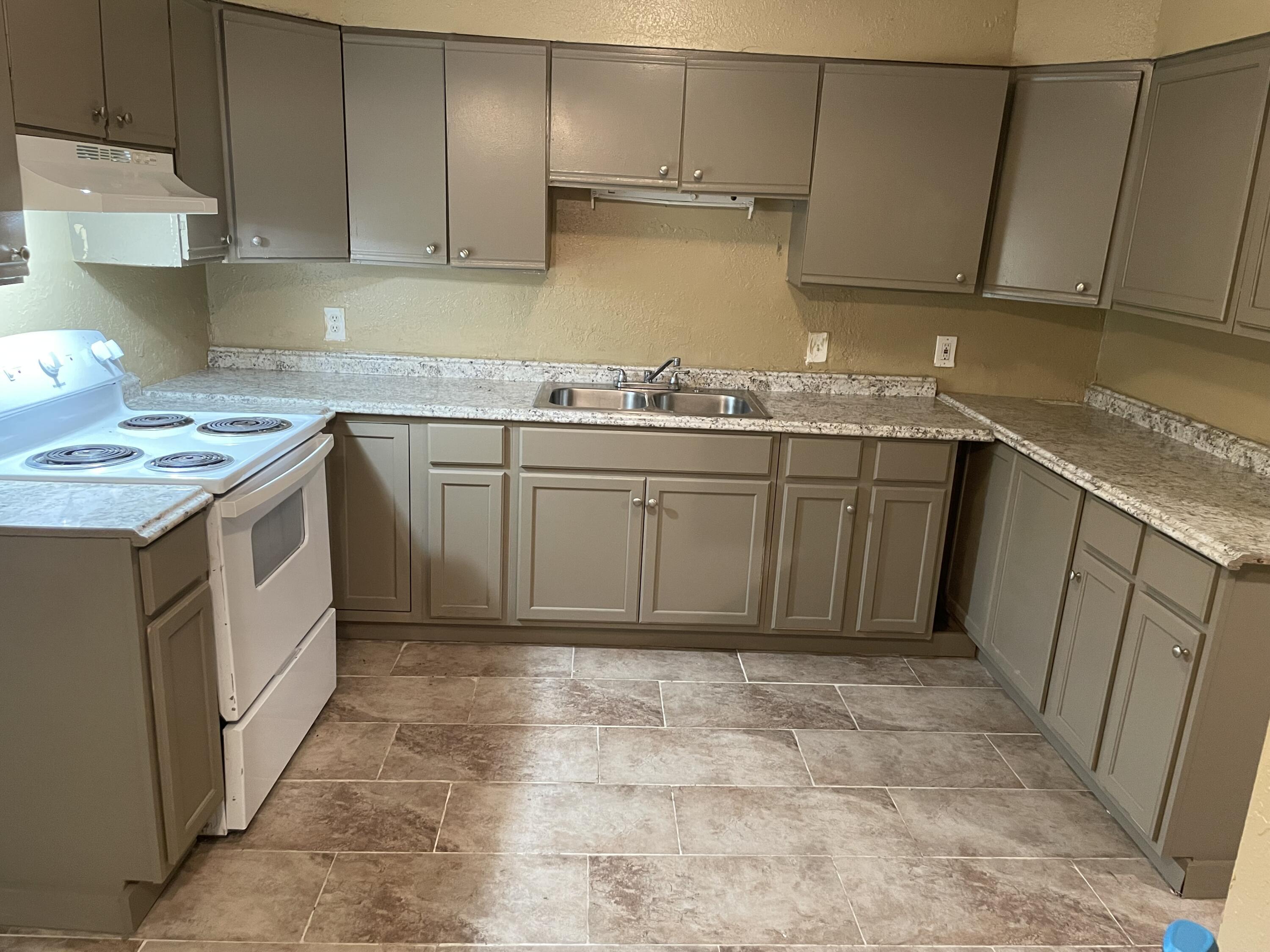 1968 W 23RD Street W, Jacksonville, FL 32209, Jacksonville - Photo 2