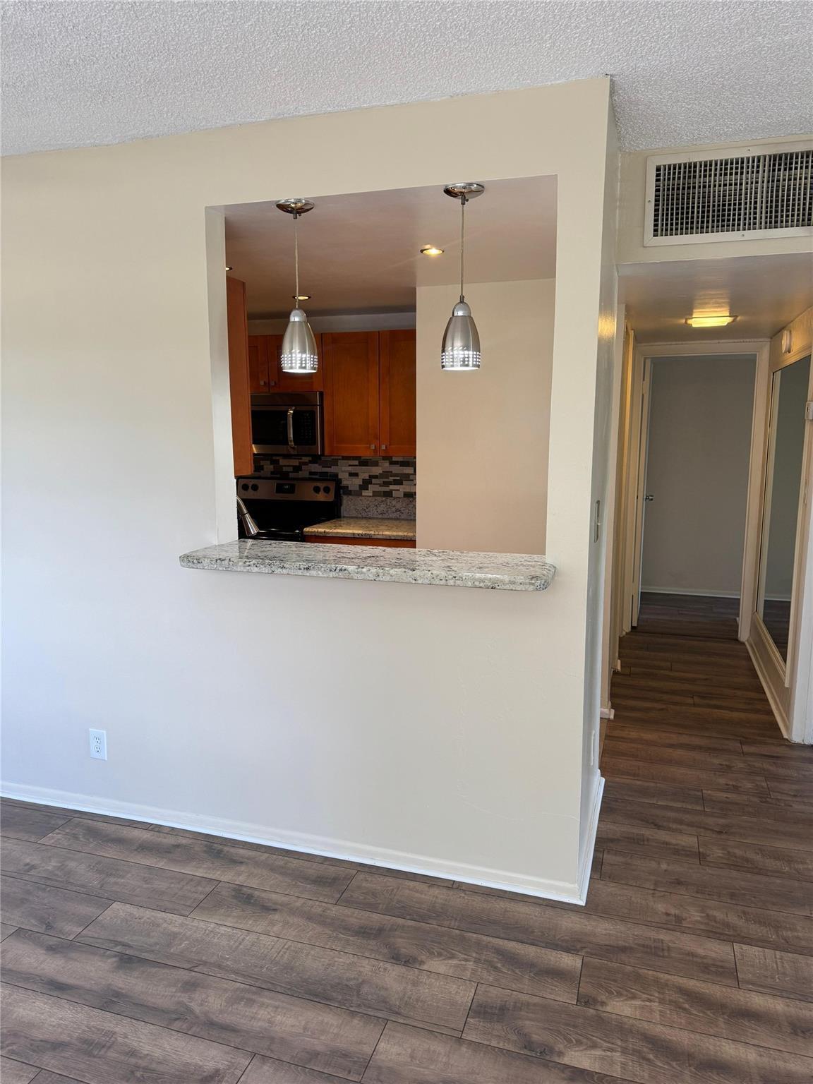 1407 NE 56th Street 201, Fort Lauderdale, FL 33334, Fort Lauderdale - Photo 3