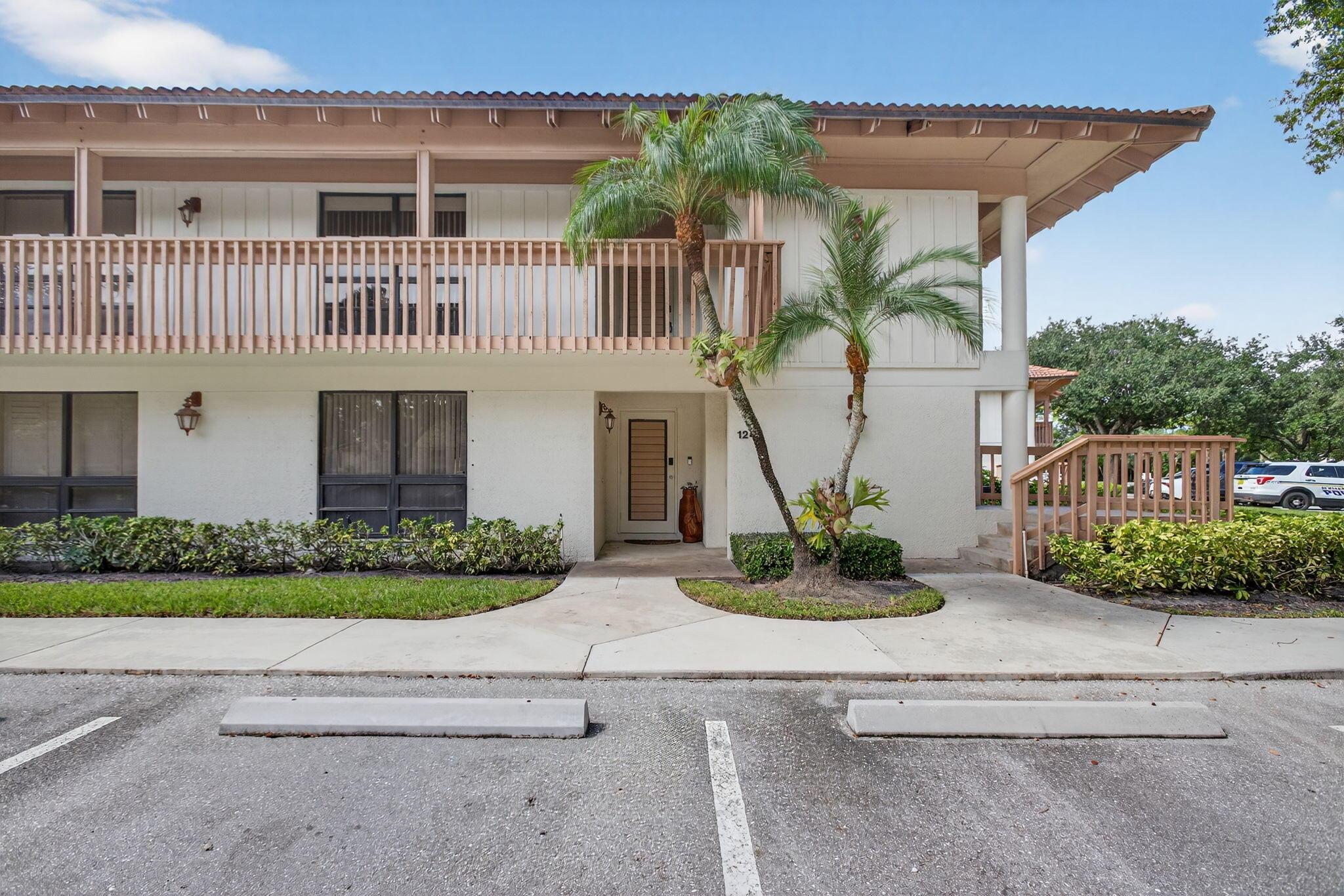 124 BRACKENWOOD Road 124, Palm Beach Gardens, FL 33418, Palm Beach Gardens