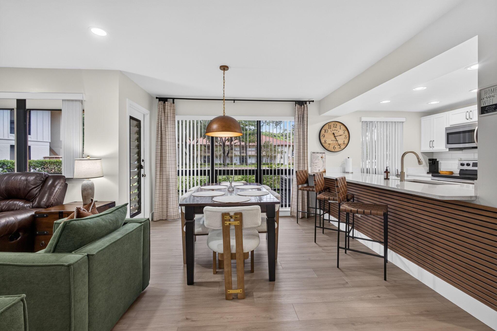 124 BRACKENWOOD Road 124, Palm Beach Gardens, FL 33418, Palm Beach Gardens - Photo 5