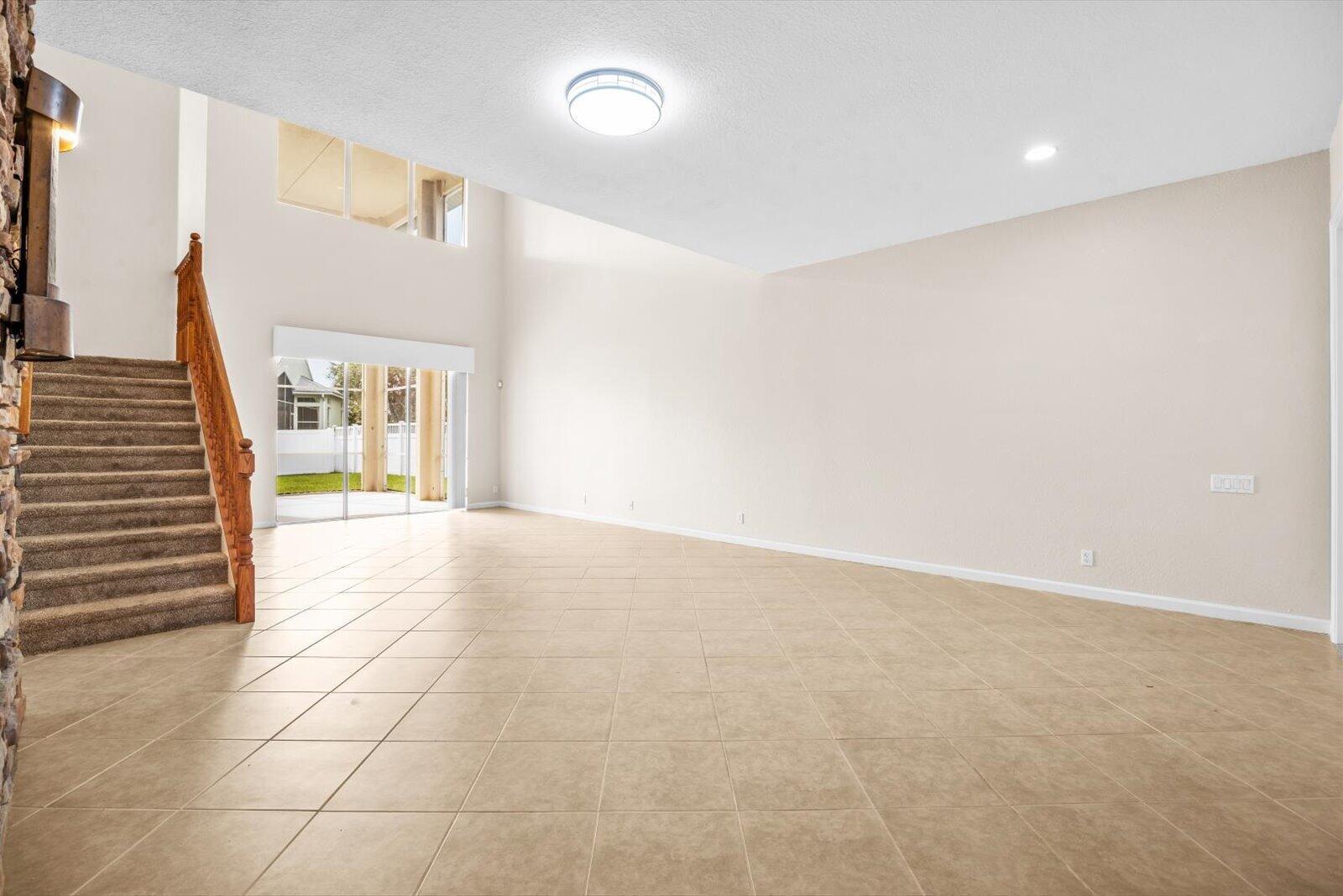 206 NW Magnolia Lakes Boulevard, Port St. Lucie, FL 34986, Port St. Lucie - Photo 5