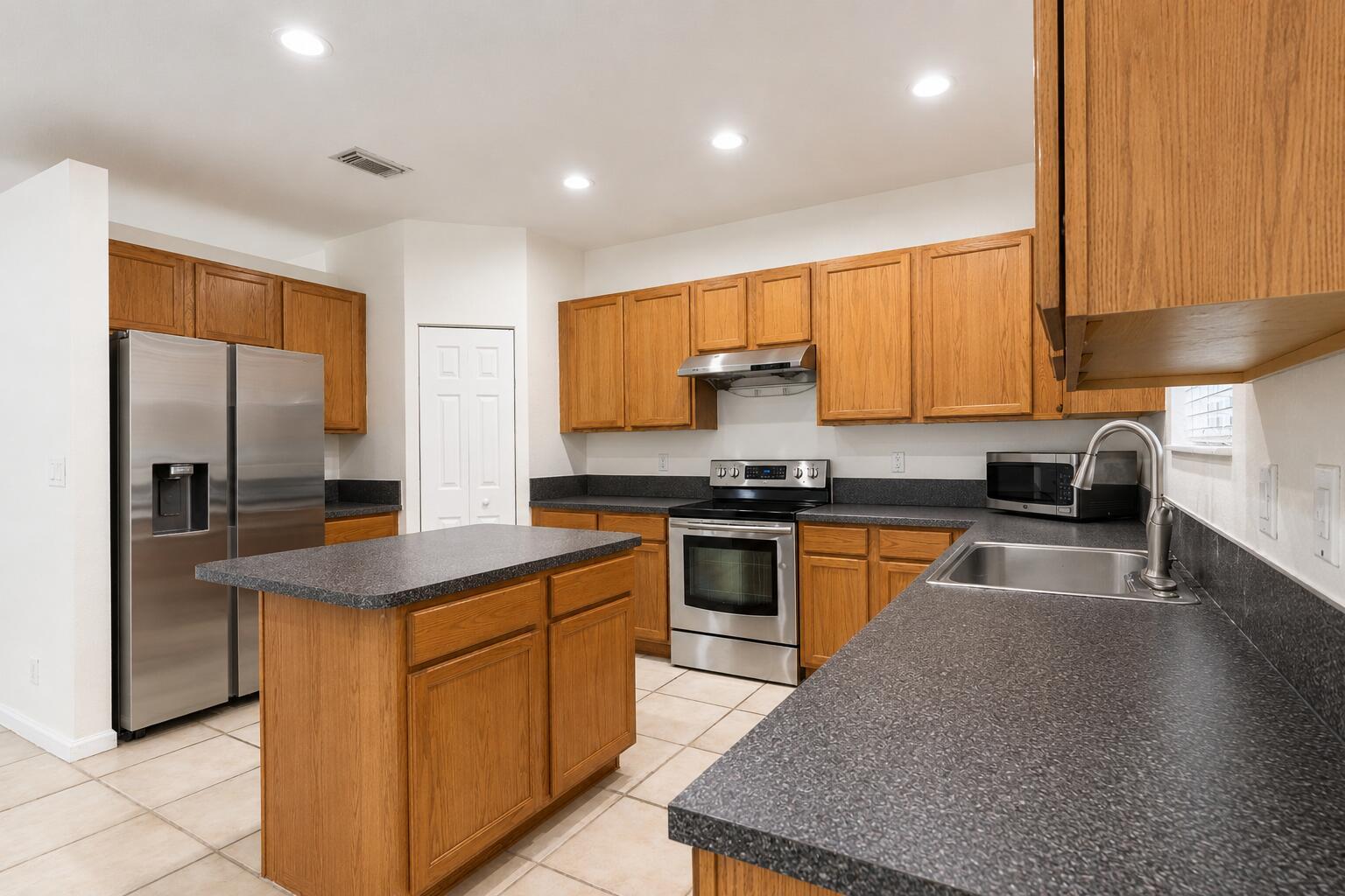 2789 S Evergreen Circle, Boynton Beach, FL 33426, Boynton Beach - Photo 4