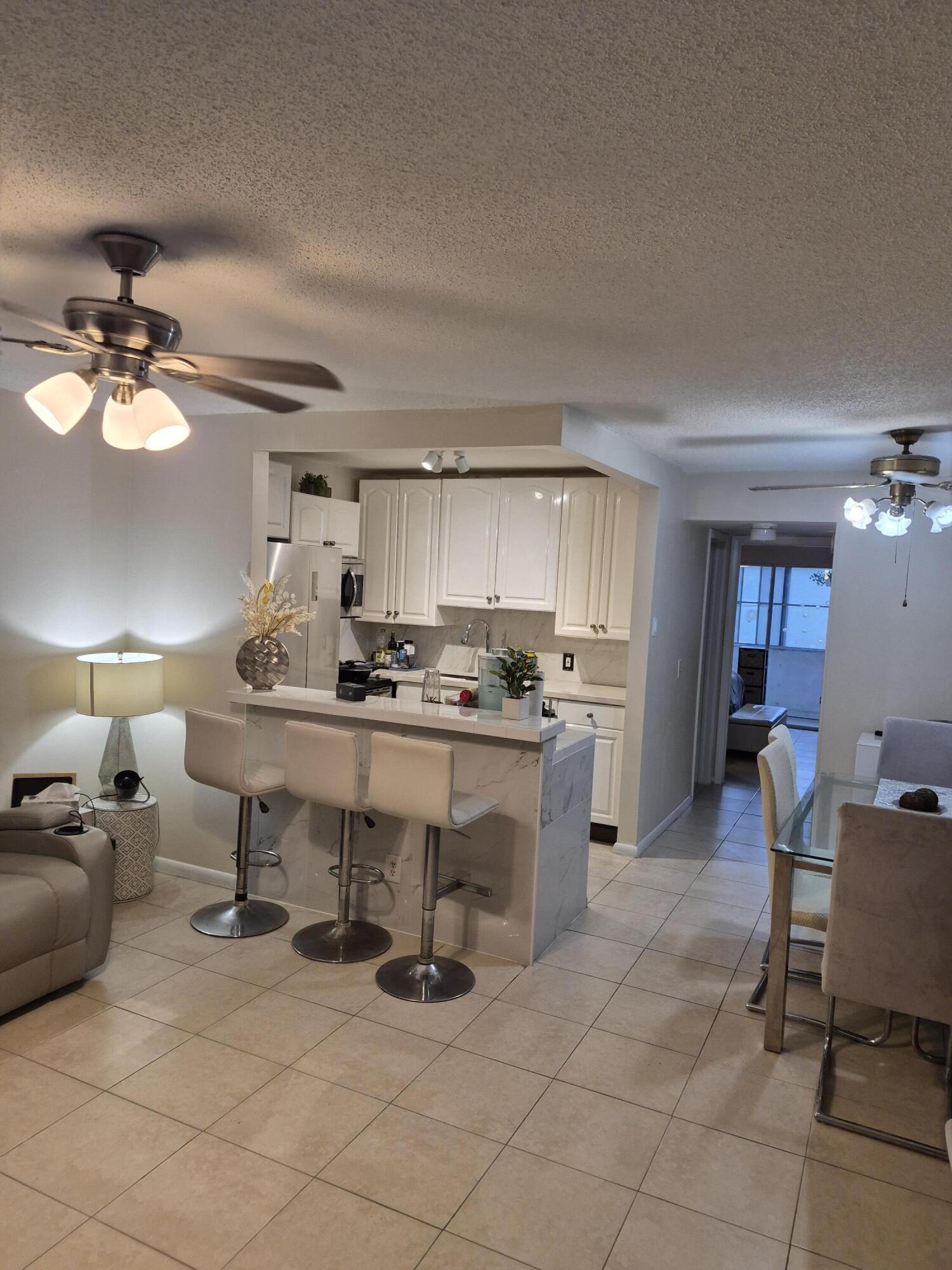 214 Cambridge I, West Palm Beach, FL 33417, West Palm Beach - Photo 4