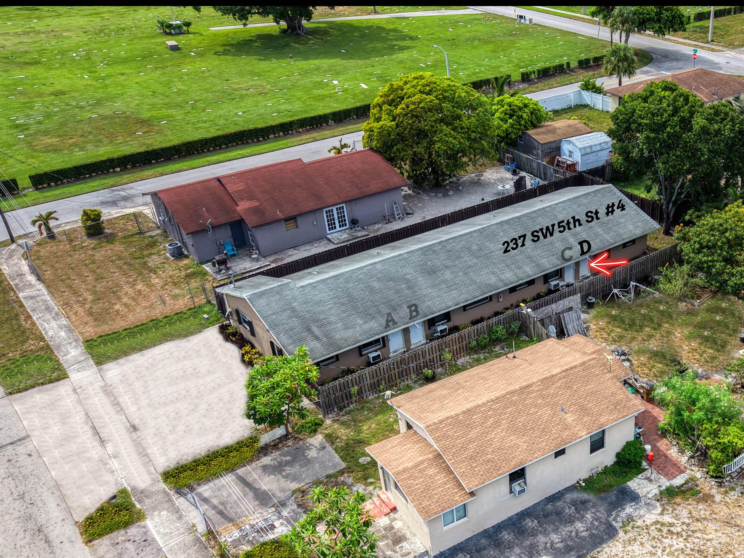 237 SW 5th Street 4D, Deerfield Beach, FL 33441, Deerfield Beach - Photo 3