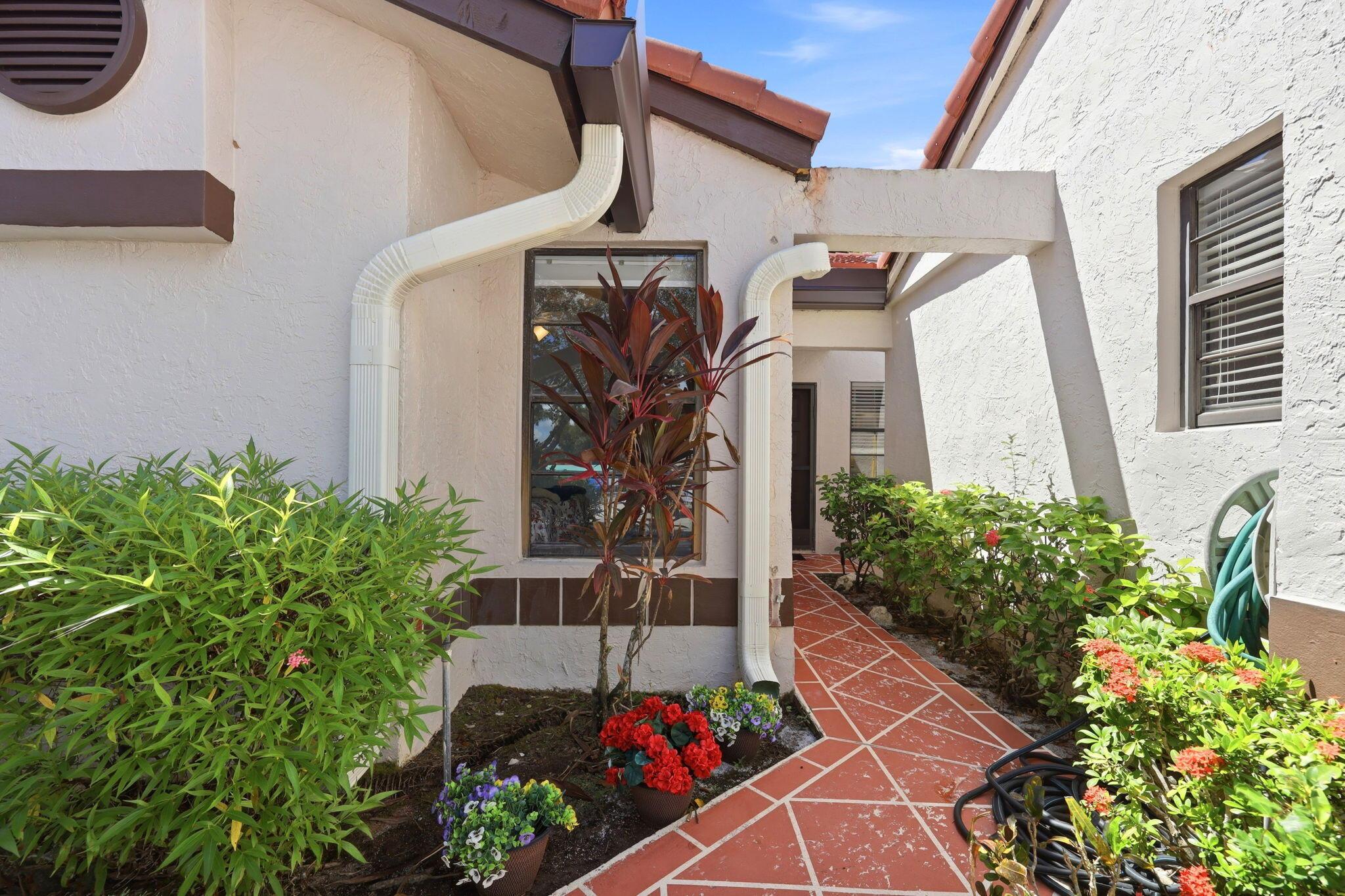 6013 SUNNY POINTE Circle, Delray Beach, FL 33484, Delray Beach - Photo 3