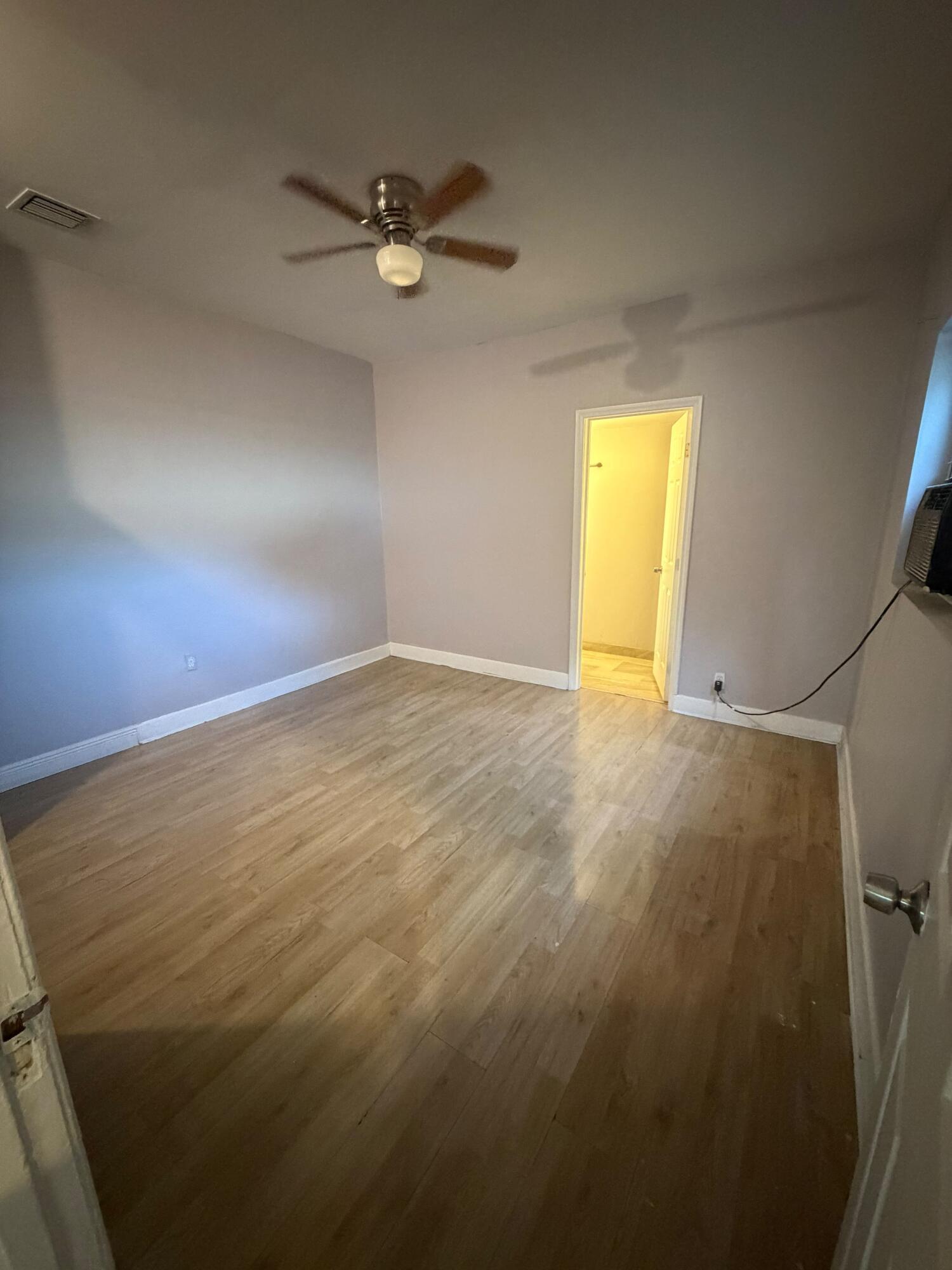 420 Lilac Court B, West Palm Beach, FL 33407, West Palm Beach - Photo 4