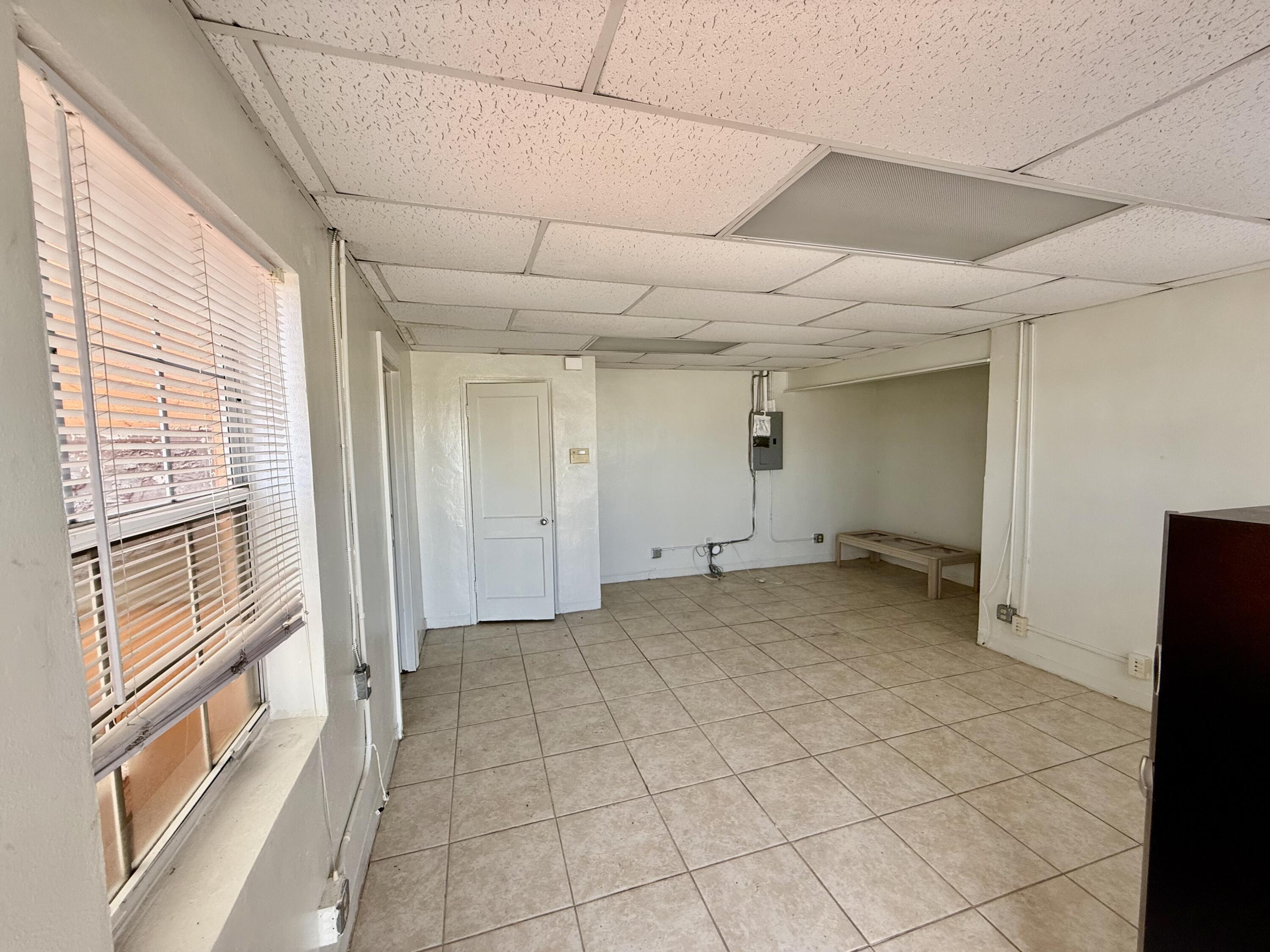 2135 Broadway 2, Riviera Beach, FL 33404, Riviera Beach - Photo 5