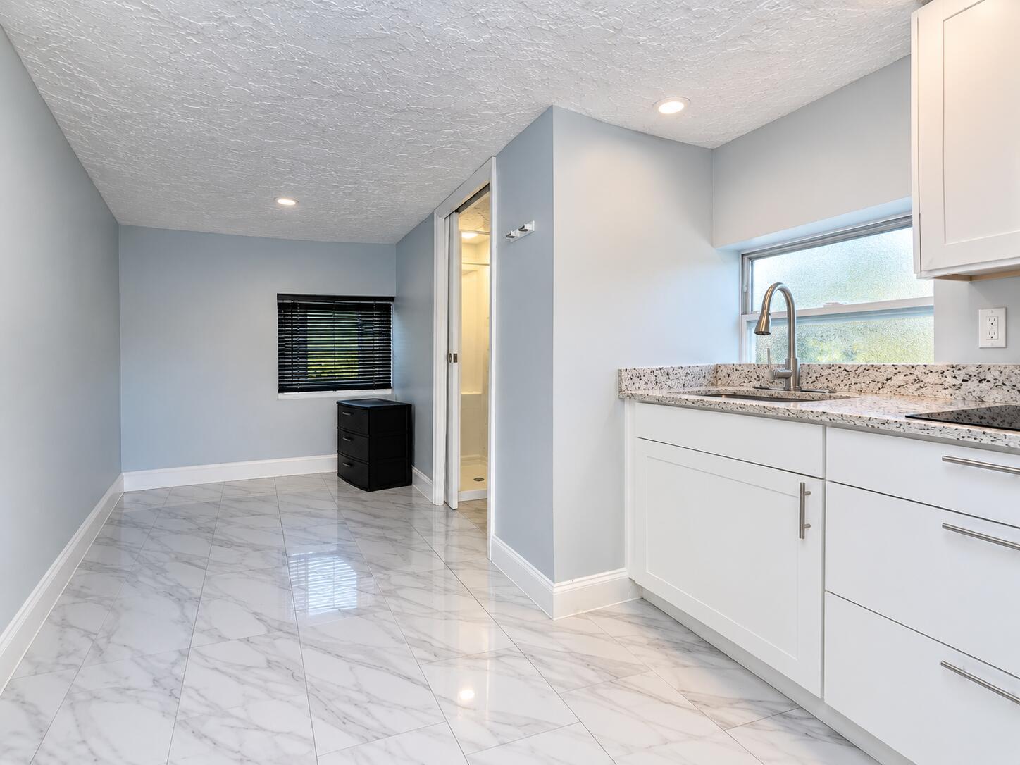 173 W 16TH Street, Riviera Beach, FL 33404, Riviera Beach - Photo 3