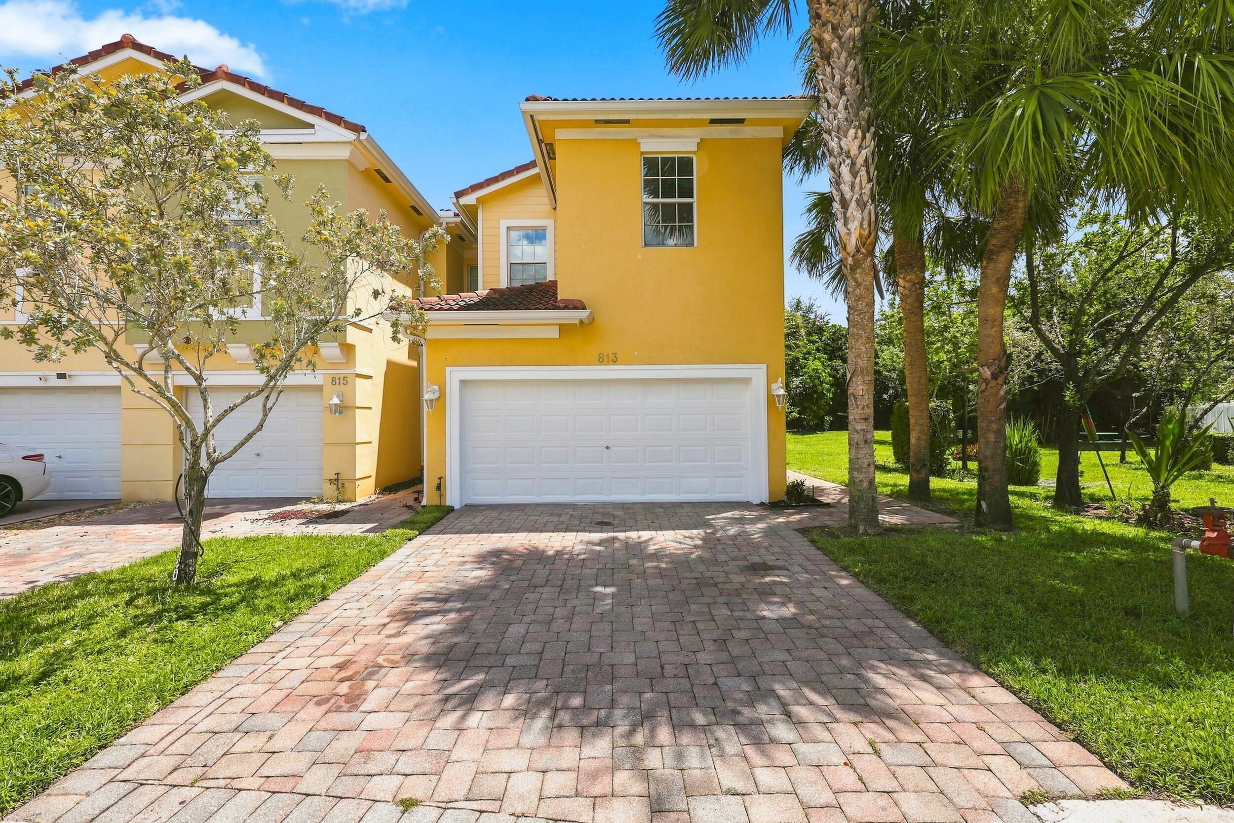 813 Pipers Cay Drive, West Palm Beach, FL 33415, West Palm Beach