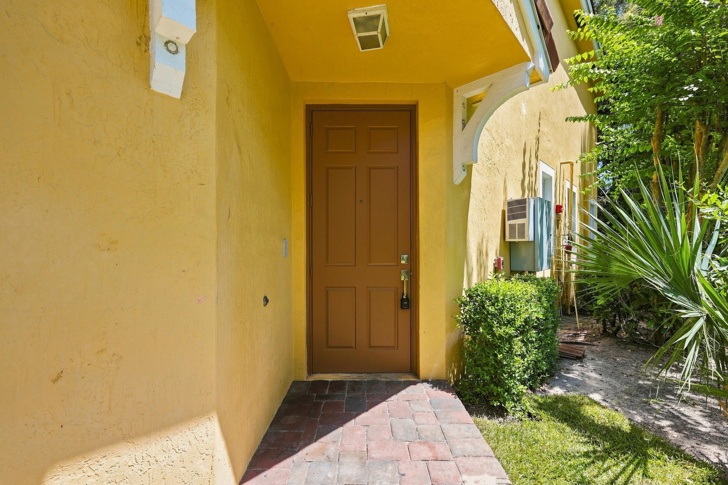 813 Pipers Cay Drive, West Palm Beach, FL 33415, West Palm Beach - Photo 4