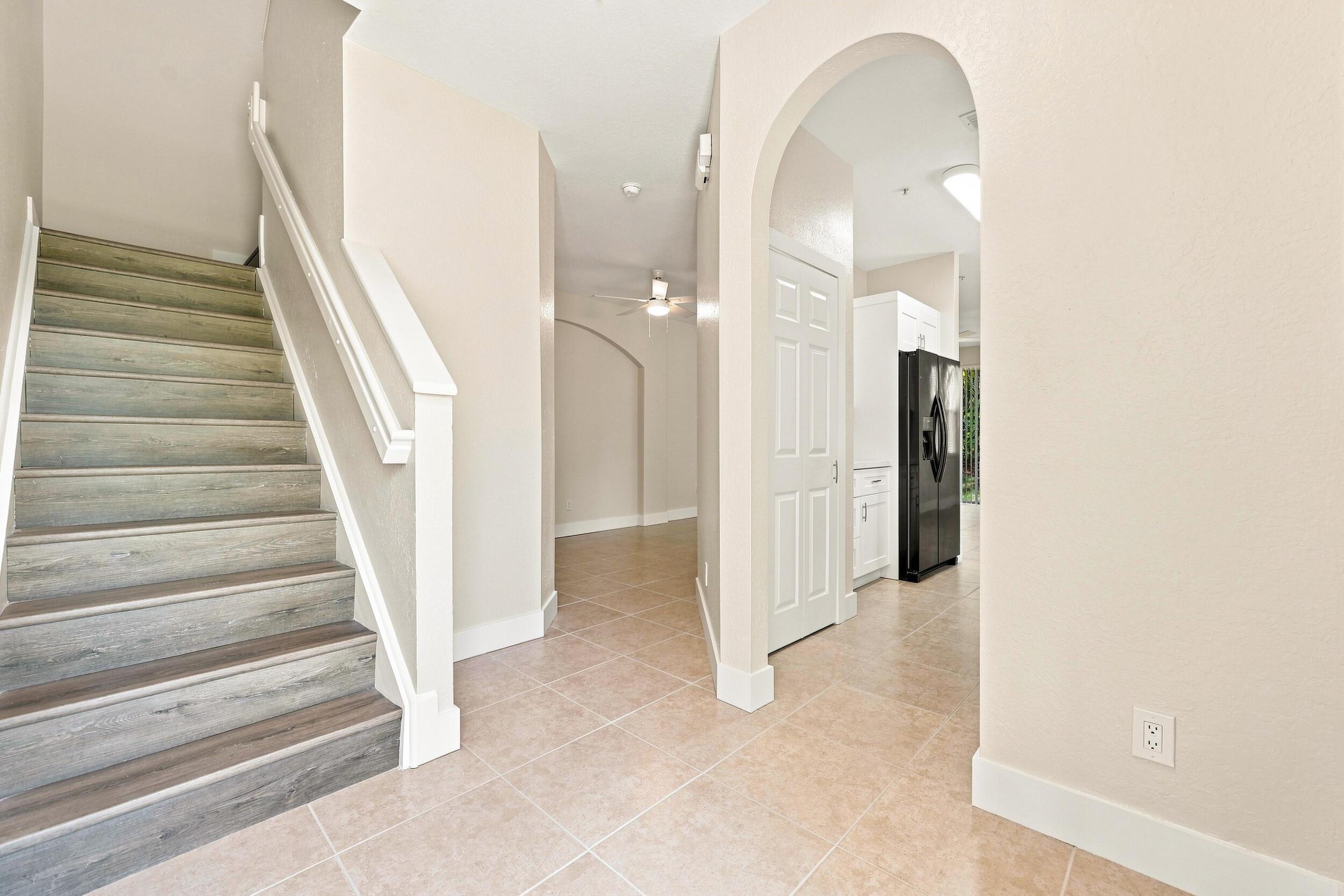 813 Pipers Cay Drive, West Palm Beach, FL 33415, West Palm Beach - Photo 5