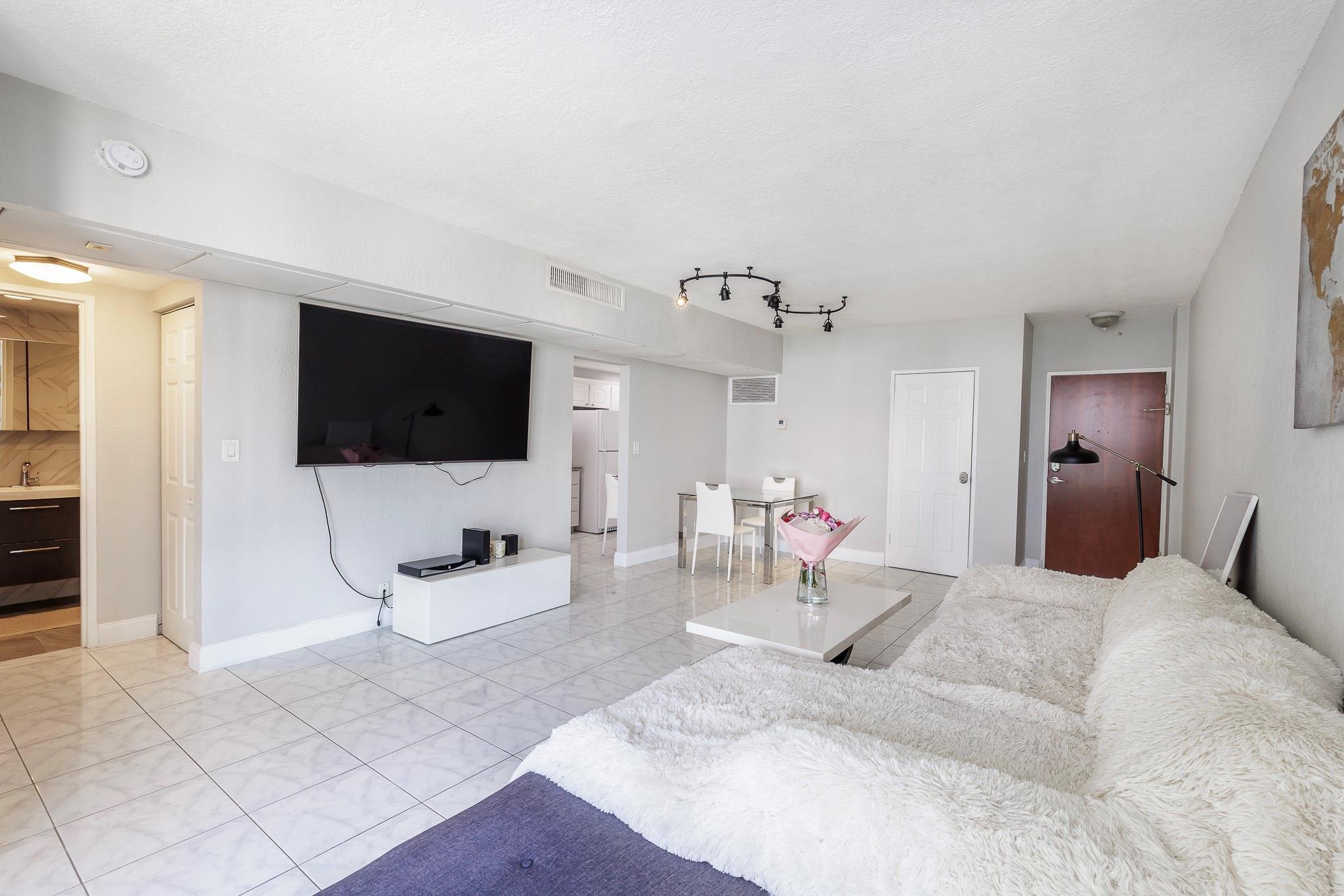 3801 S OCEAN Drive 10S, Hollywood, FL 33019, Hollywood - Photo 2