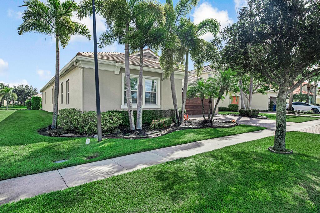 2318 Bellarosa Circle, Royal Palm Beach, FL 33411, Royal Palm Beach - Photo 5