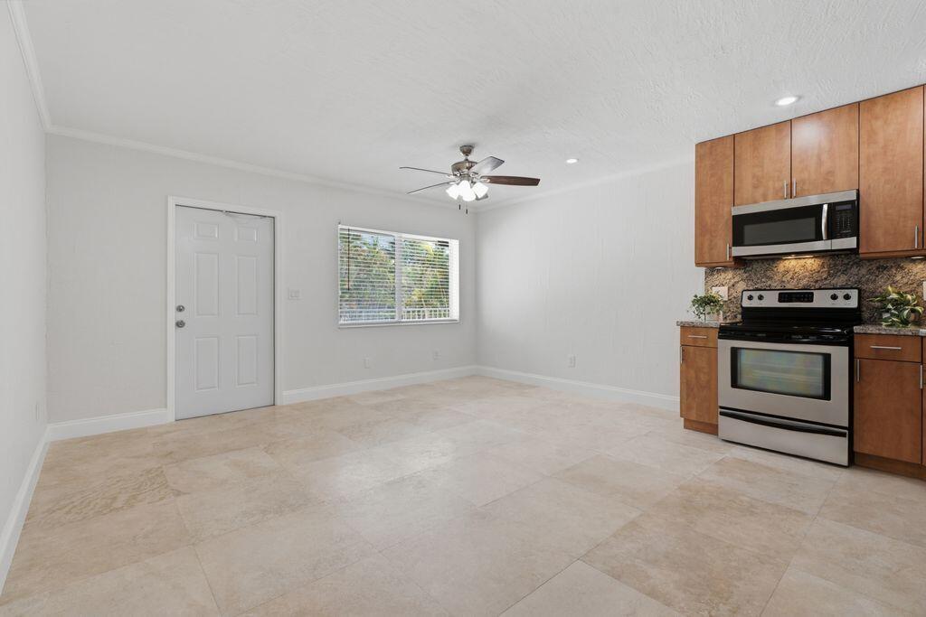 1872 NE 46TH Street D10, Fort Lauderdale, FL 33308, Fort Lauderdale - Photo 3