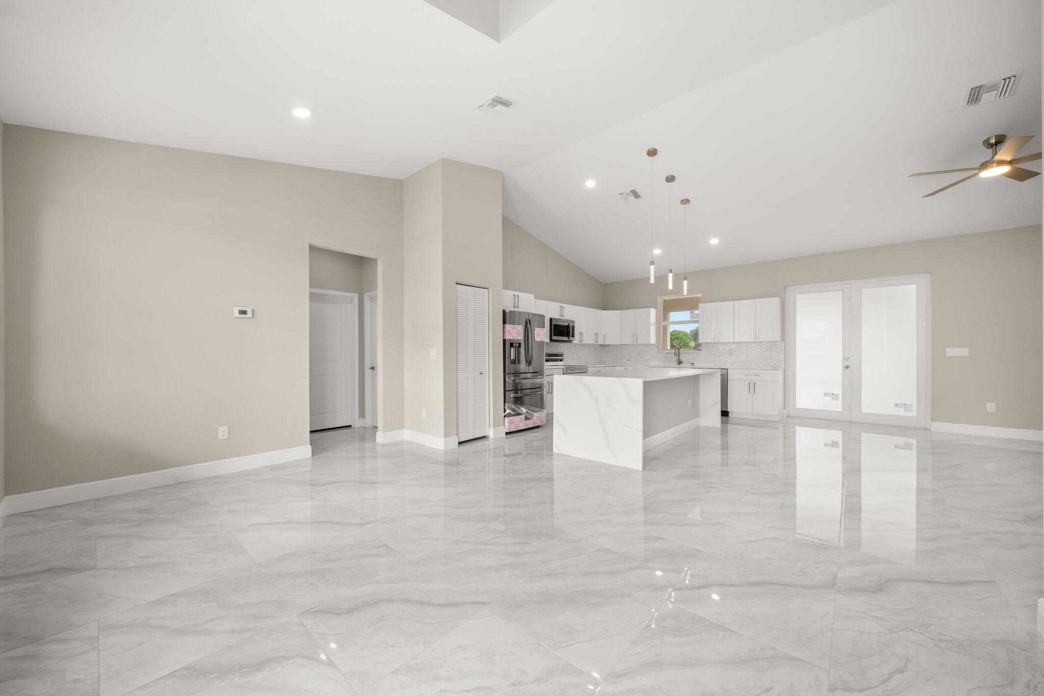 525 GLEN MAR Circle, Sebring, FL 33876, Sebring - Photo 5
