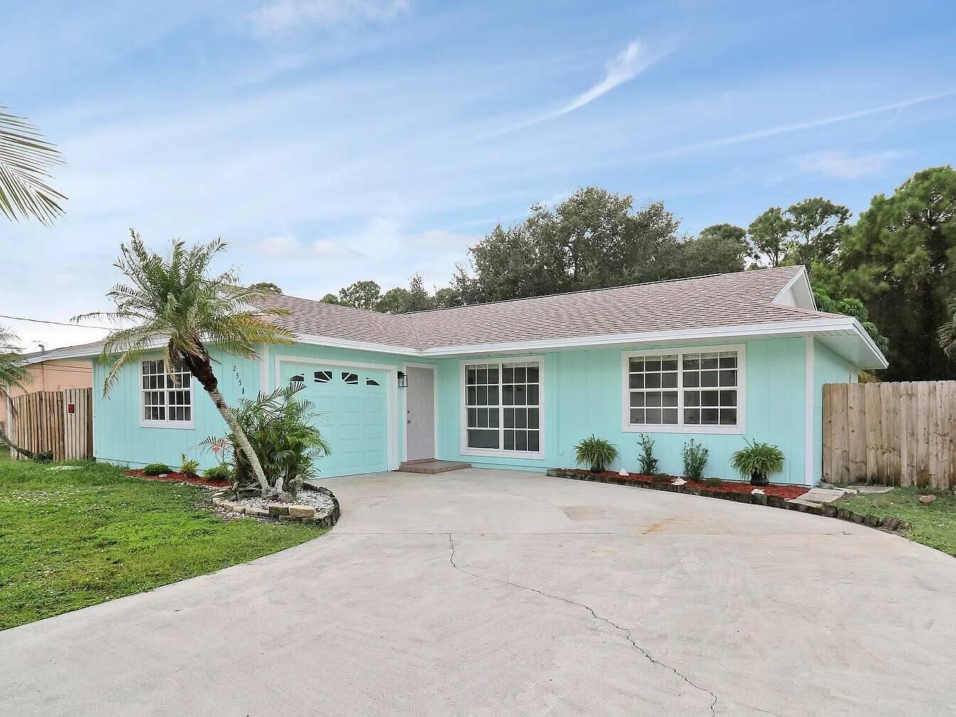 2558 SW CHESTNUT Lane, Port St. Lucie, FL 34953, Port St. Lucie