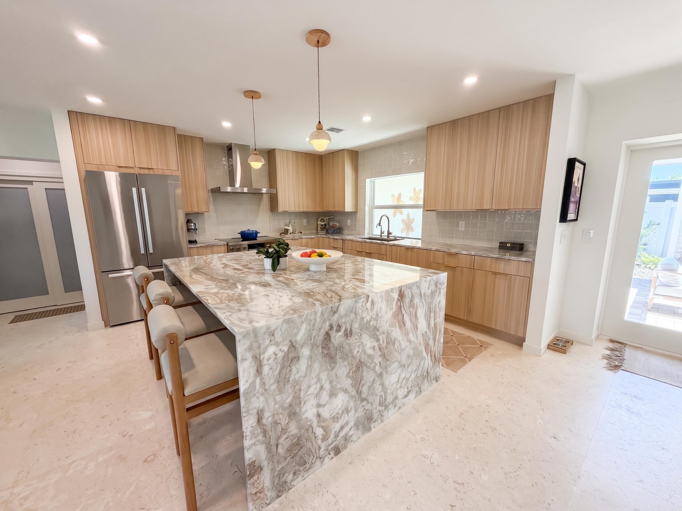 1584 Blue Water Terrace N, Lauderdale-By-The-Sea, FL 33062, Lauderdale-By-The-Sea - Photo 5