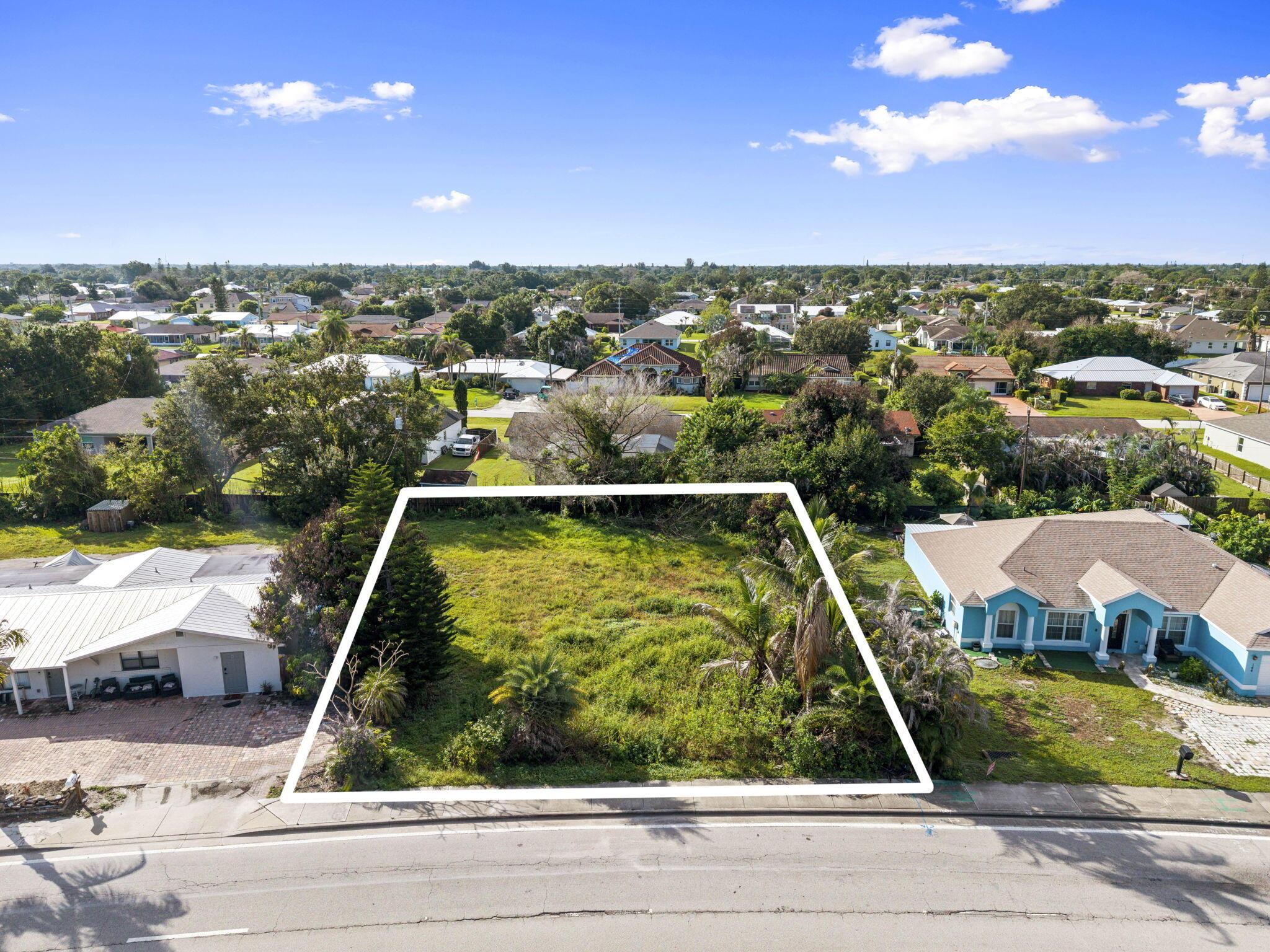 158 NE SAINT JAMES, Port St. Lucie, FL 34983, Port St. Lucie - Photo 2