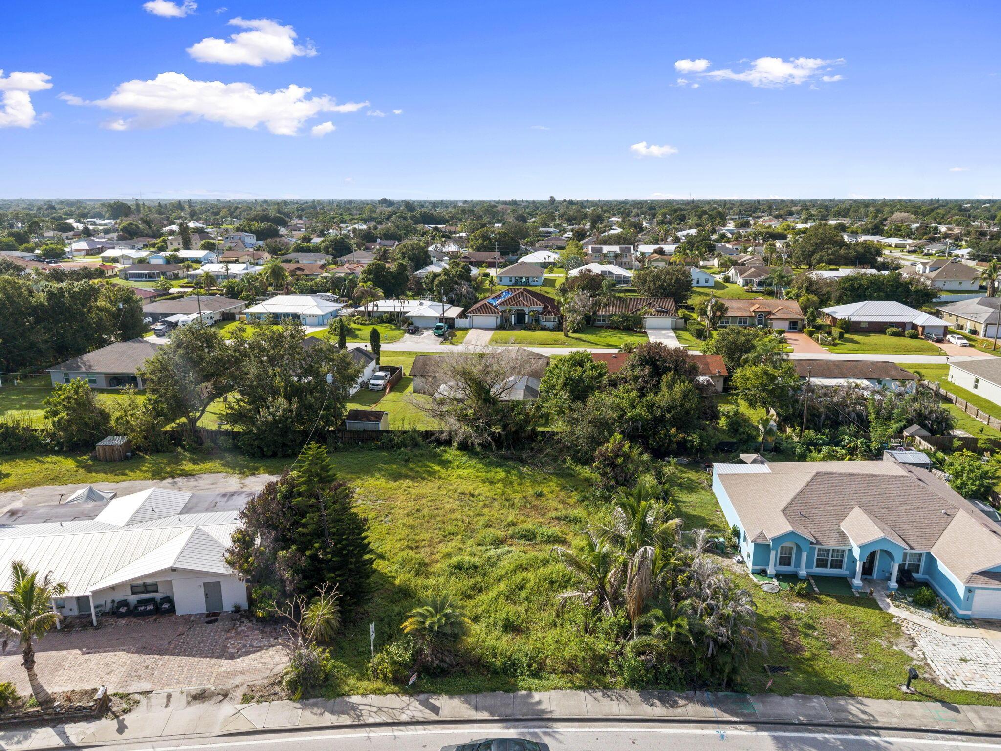 158 NE SAINT JAMES, Port St. Lucie, FL 34983, Port St. Lucie - Photo 4