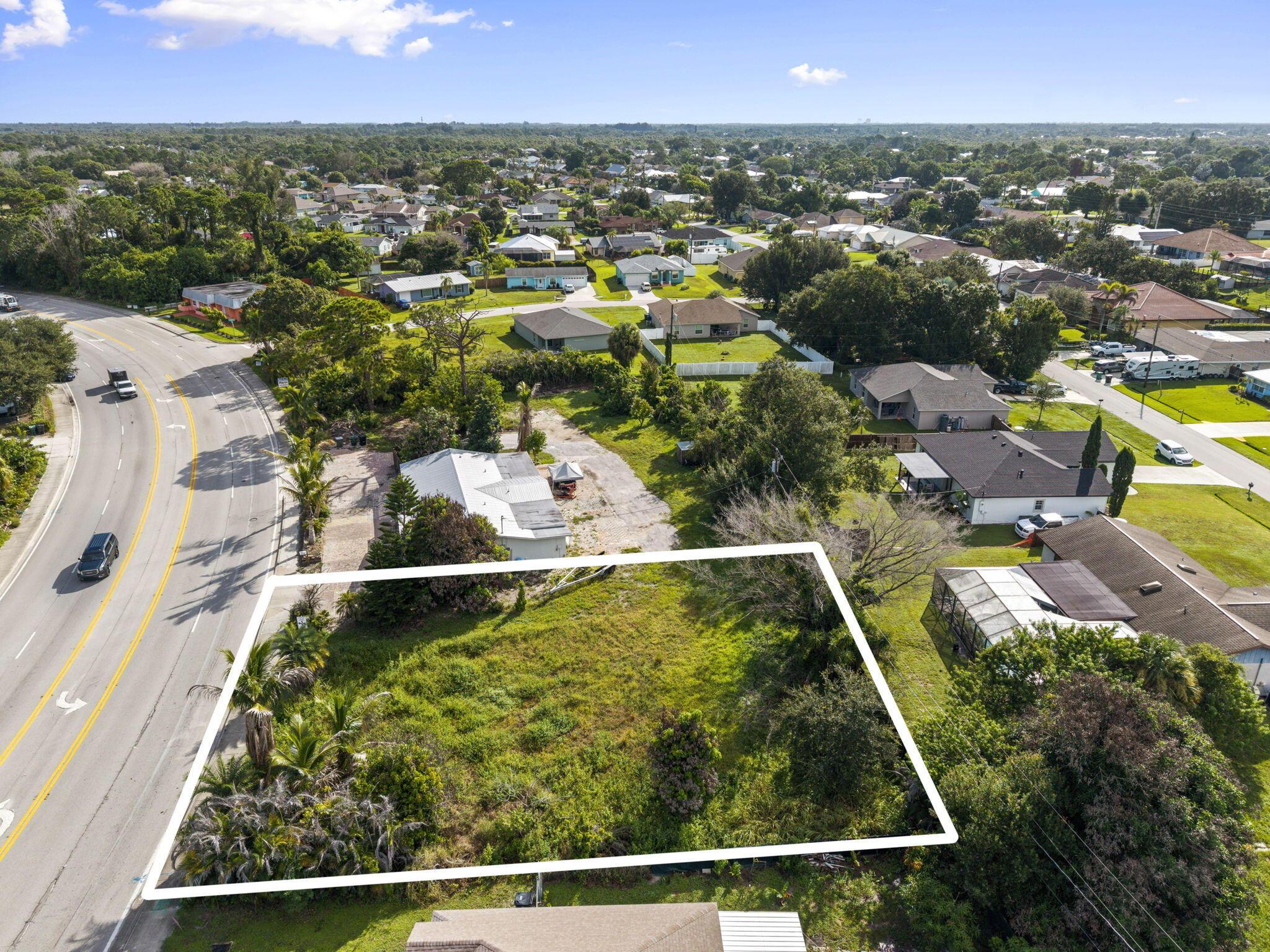 158 NE SAINT JAMES, Port St. Lucie, FL 34983, Port St. Lucie - Photo 3