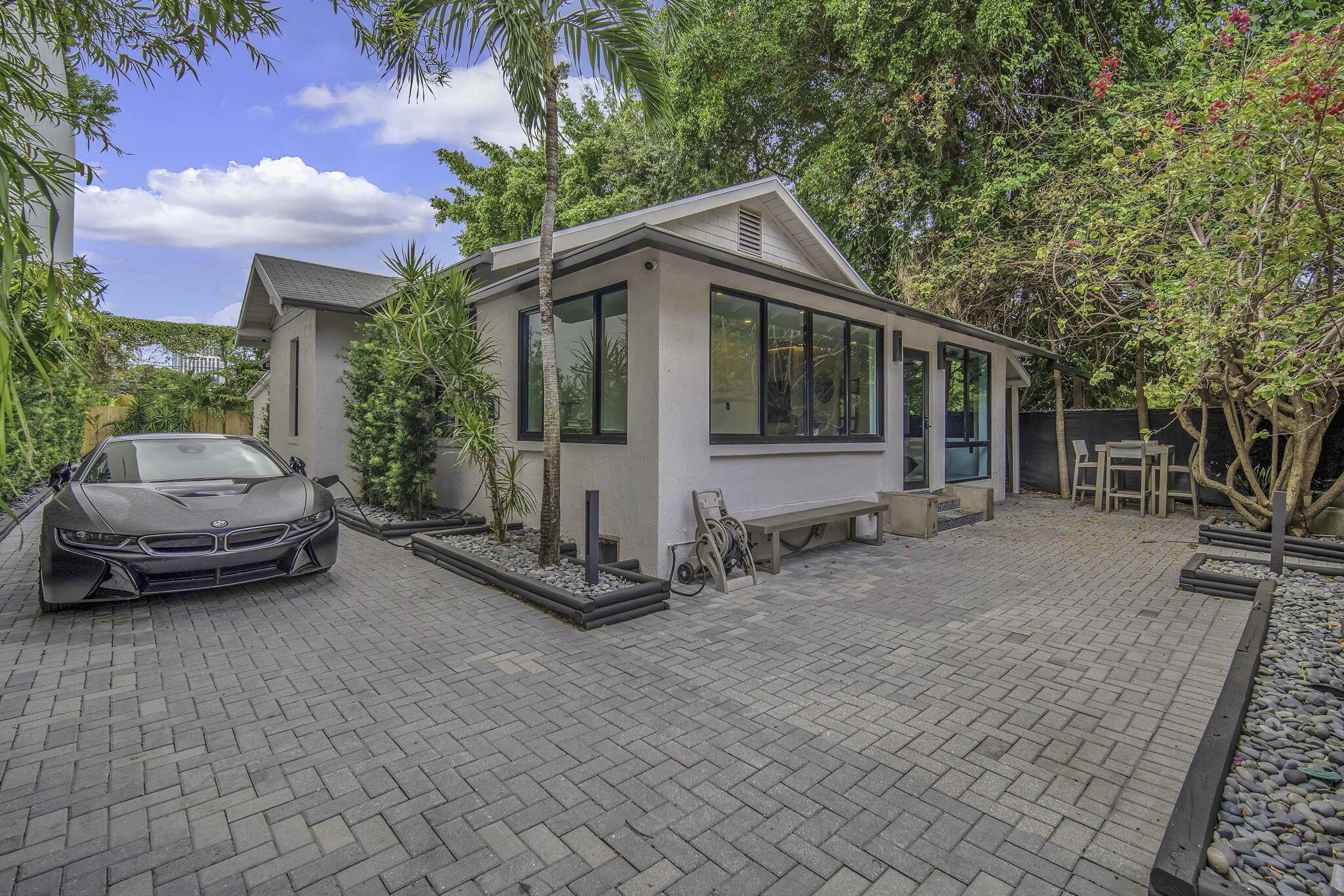 120 NE 25th Street, Miami, FL 33137, Miami