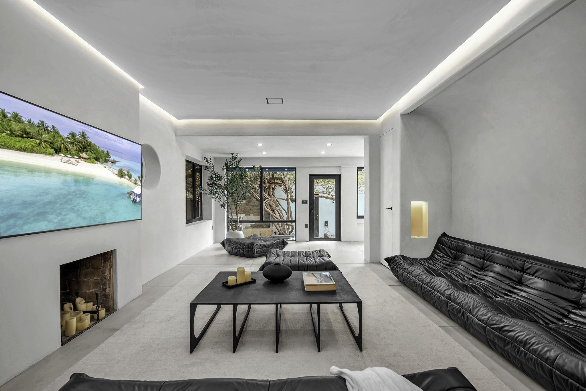 120 NE 25th Street, Miami, FL 33137, Miami - Photo 4