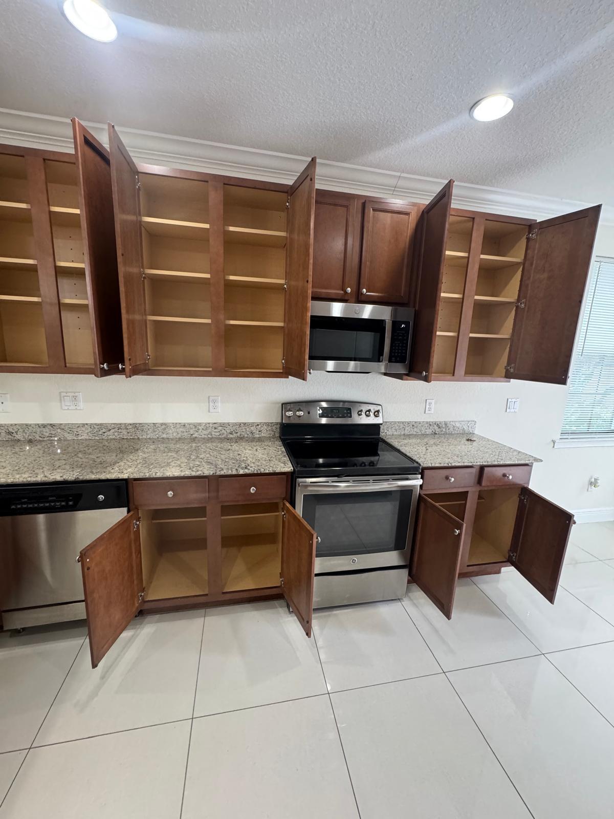 2723 NE 14th Street 108, Pompano Beach, FL 33062, Pompano Beach - Photo 5
