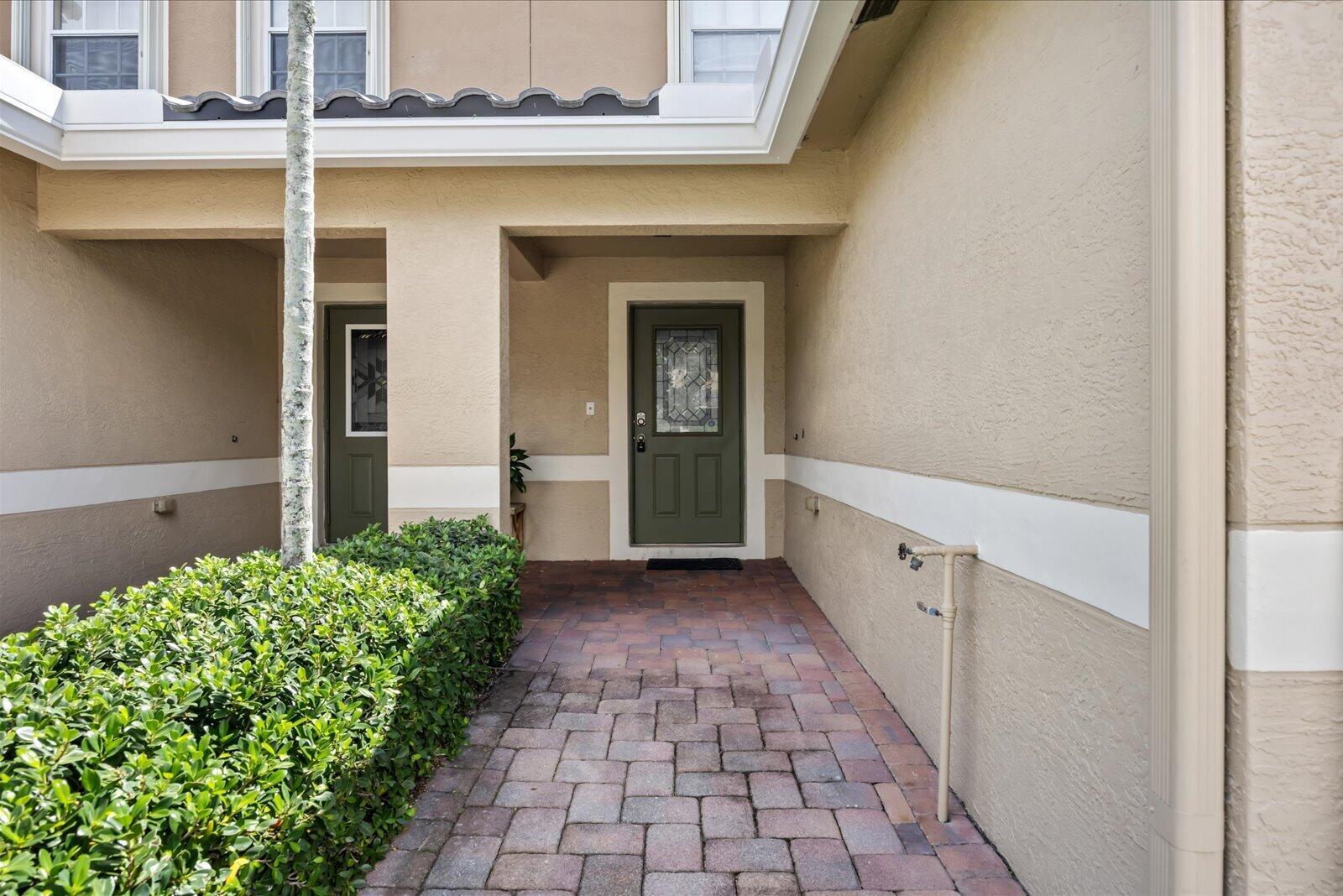 2781 SE Birmingham Drive, Stuart, FL 34994, Stuart - Photo 5