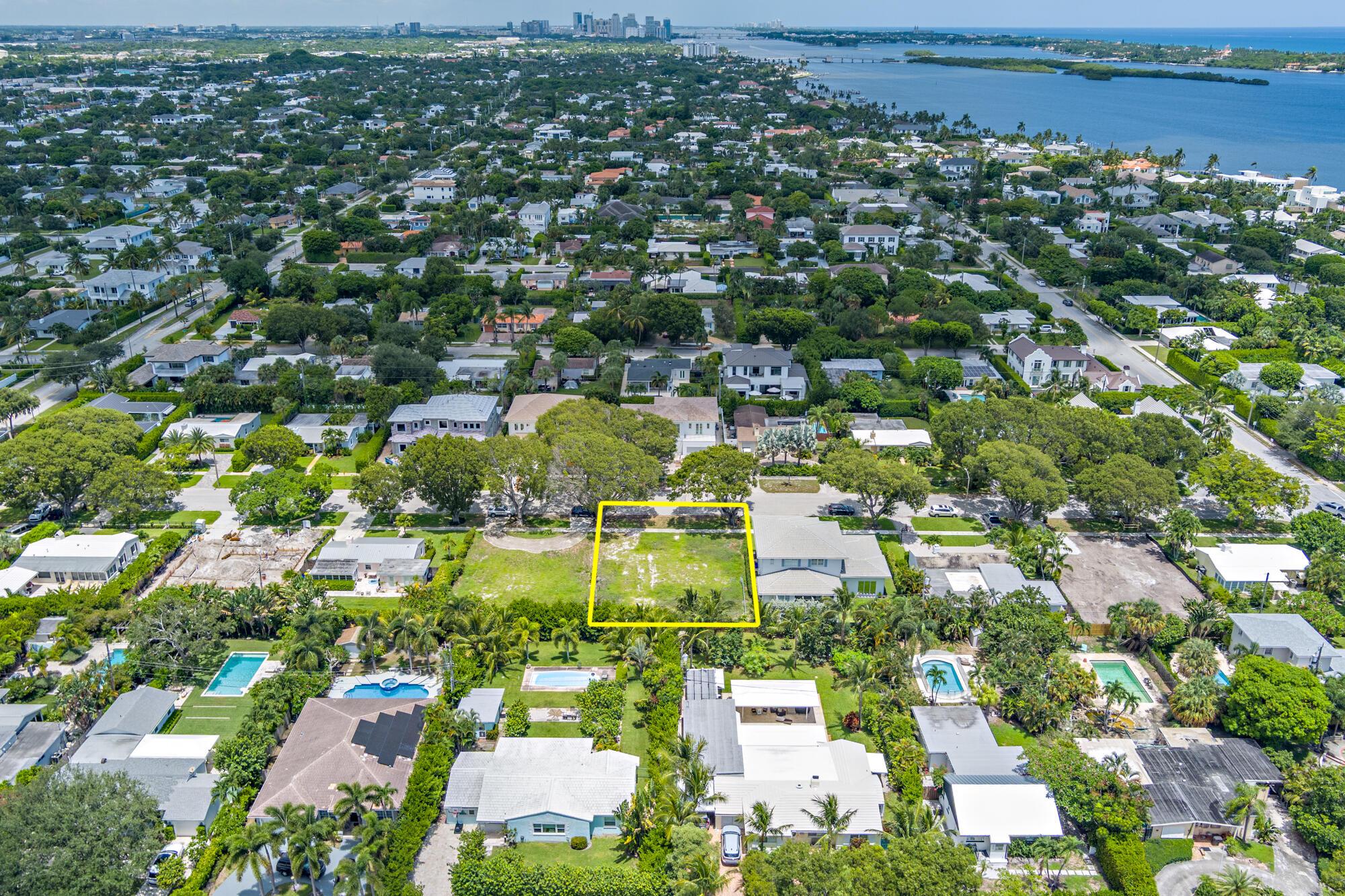 230 Forest Hill Boulevard, West Palm Beach, FL 33405, West Palm Beach - Photo 2