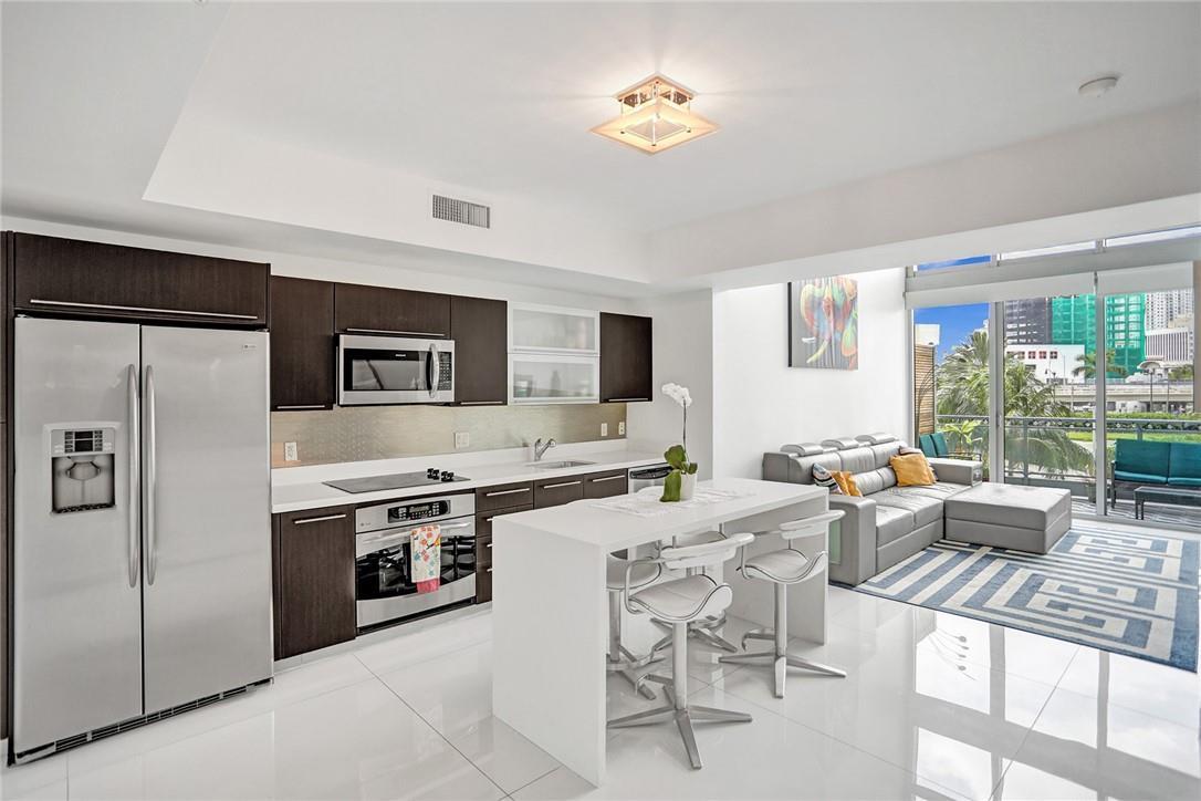 90 SW 3RD Street TH300B, Miami, FL 33130, Miami - Photo 2