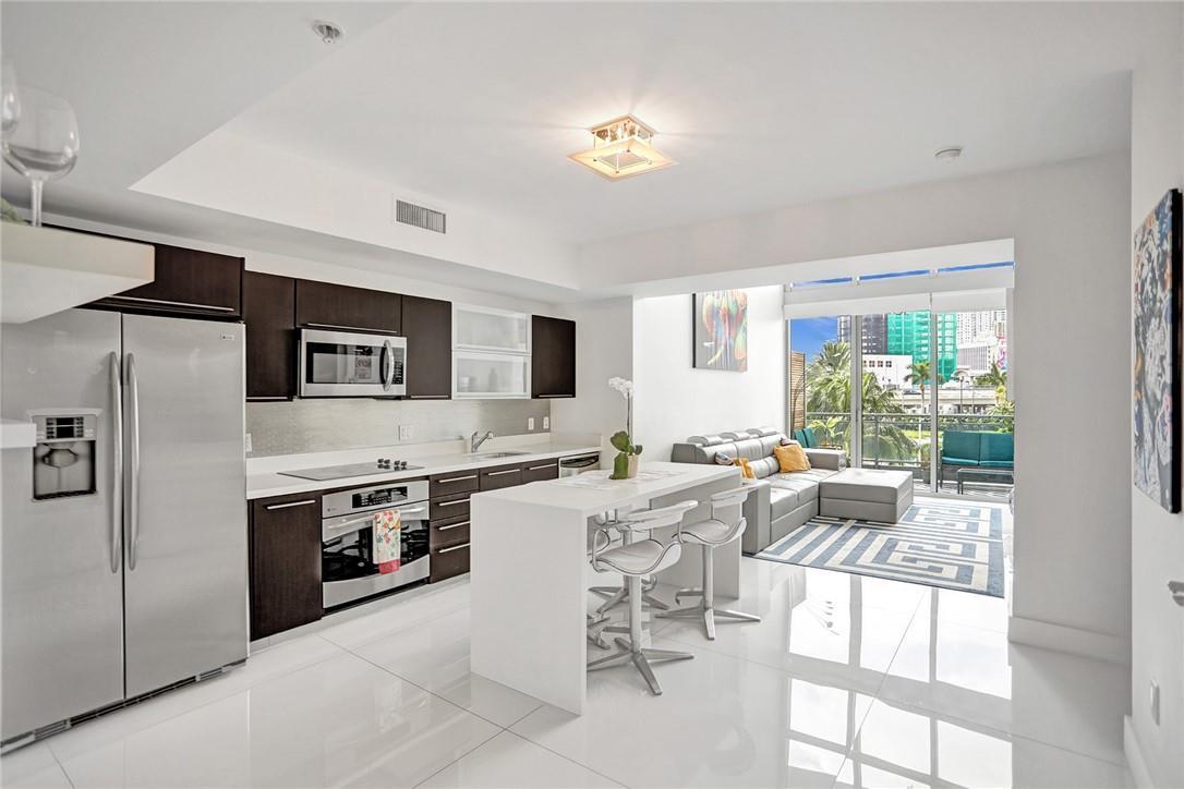 90 SW 3RD Street TH300B, Miami, FL 33130, Miami - Photo 3