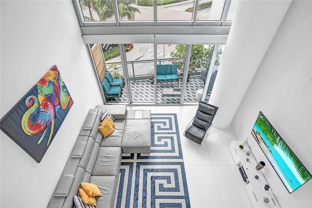 90 SW 3RD Street TH300B, Miami, FL 33130, Miami