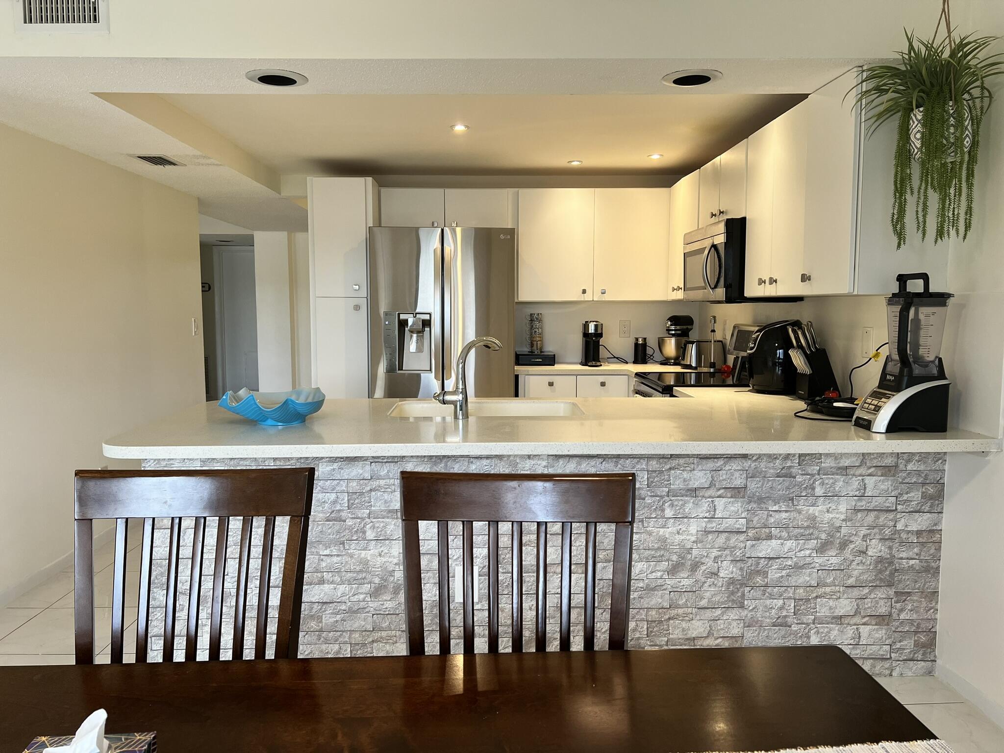 8029 Boca Rio Drive, Boca Raton, FL 33433, Boca Raton - Photo 5