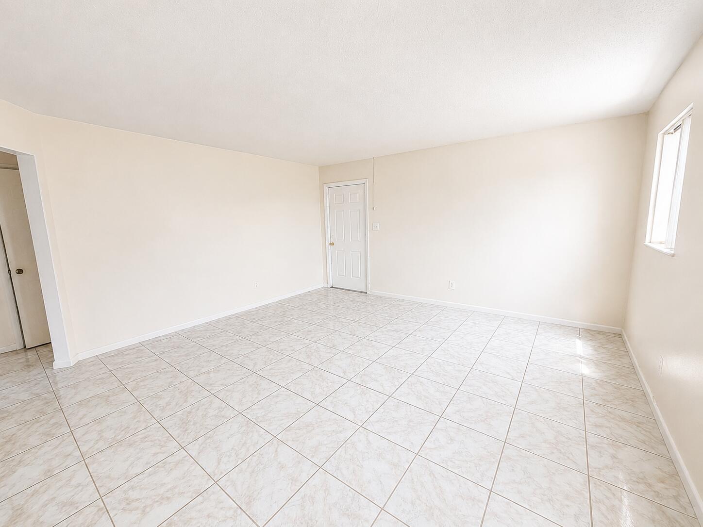 1521 W 21st Street 6, Riviera Beach, FL 33404, Riviera Beach - Photo 3