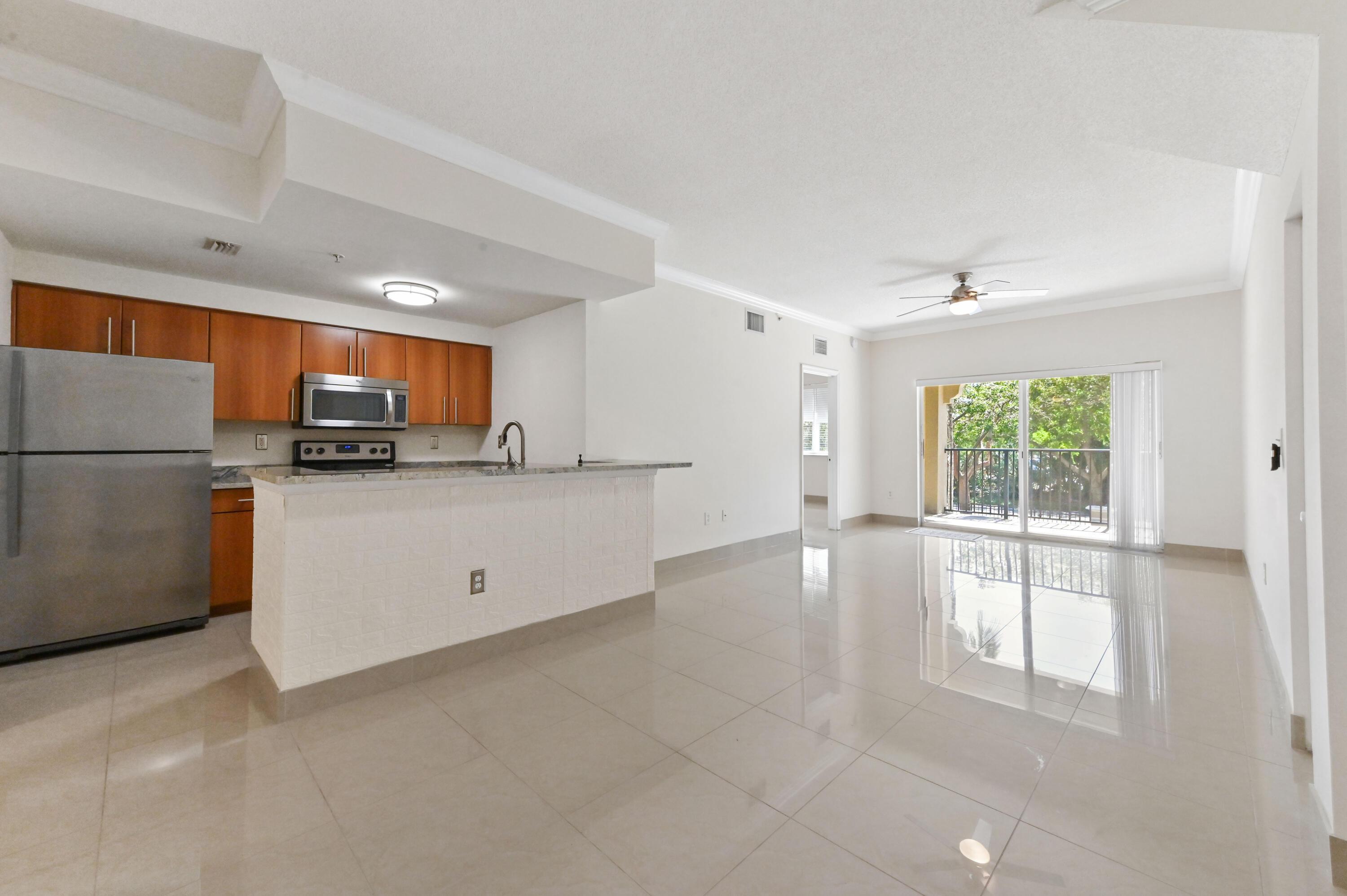 6020 W Sample Road 204, Coral Springs, FL 33067, Coral Springs - Photo 4