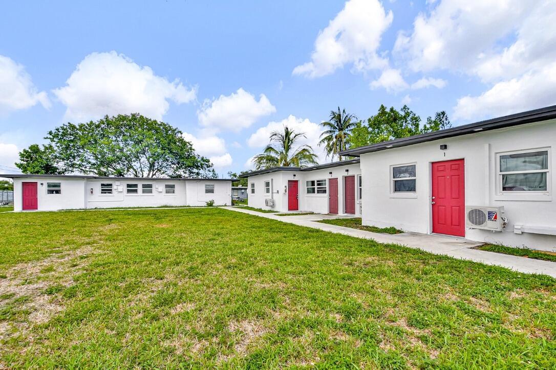 1725 NE 148TH Street 2, Miami, FL 33181, Miami - Photo 4