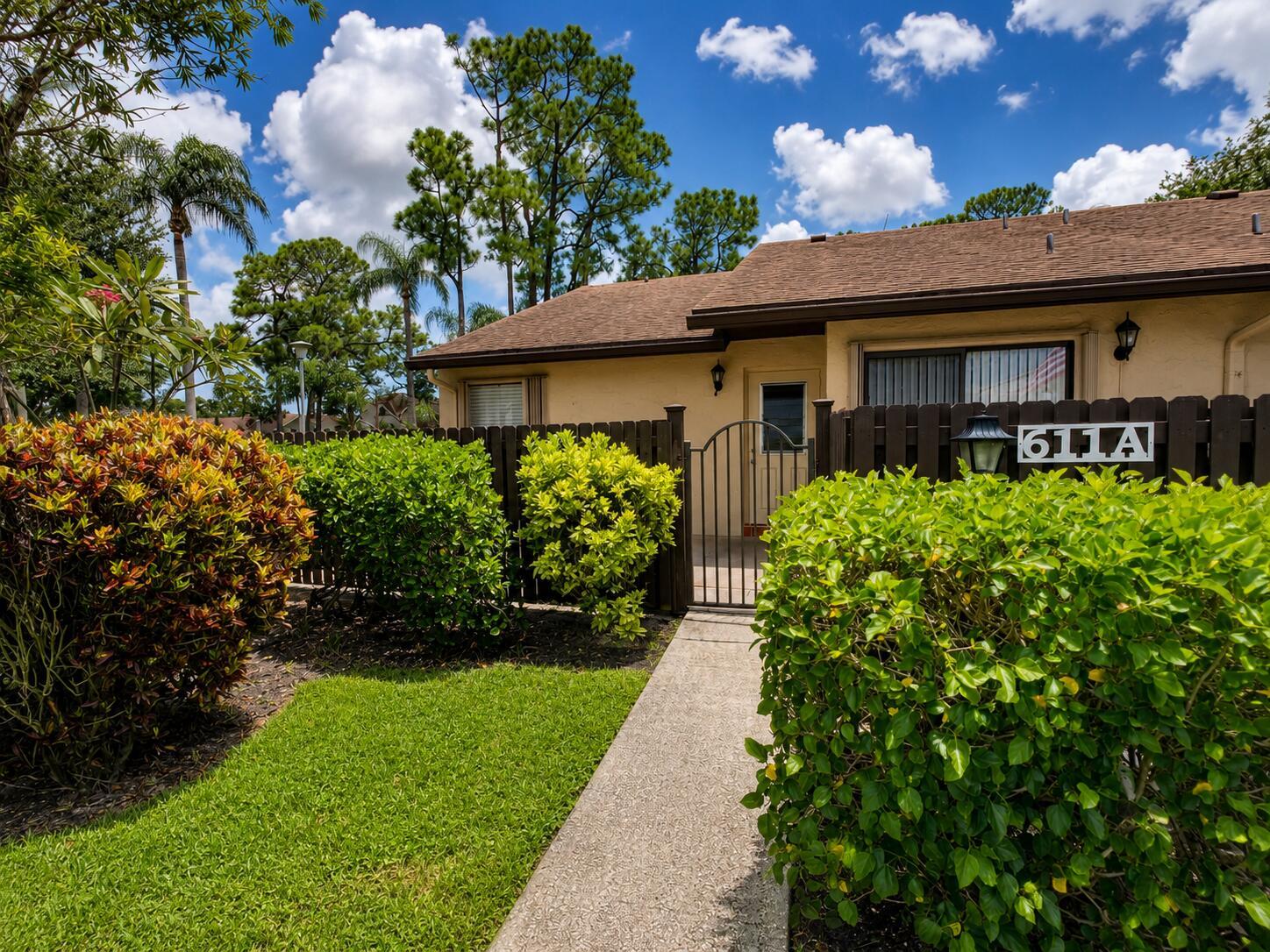 611 Sea Pine Way A, Greenacres, FL 33415, Greenacres