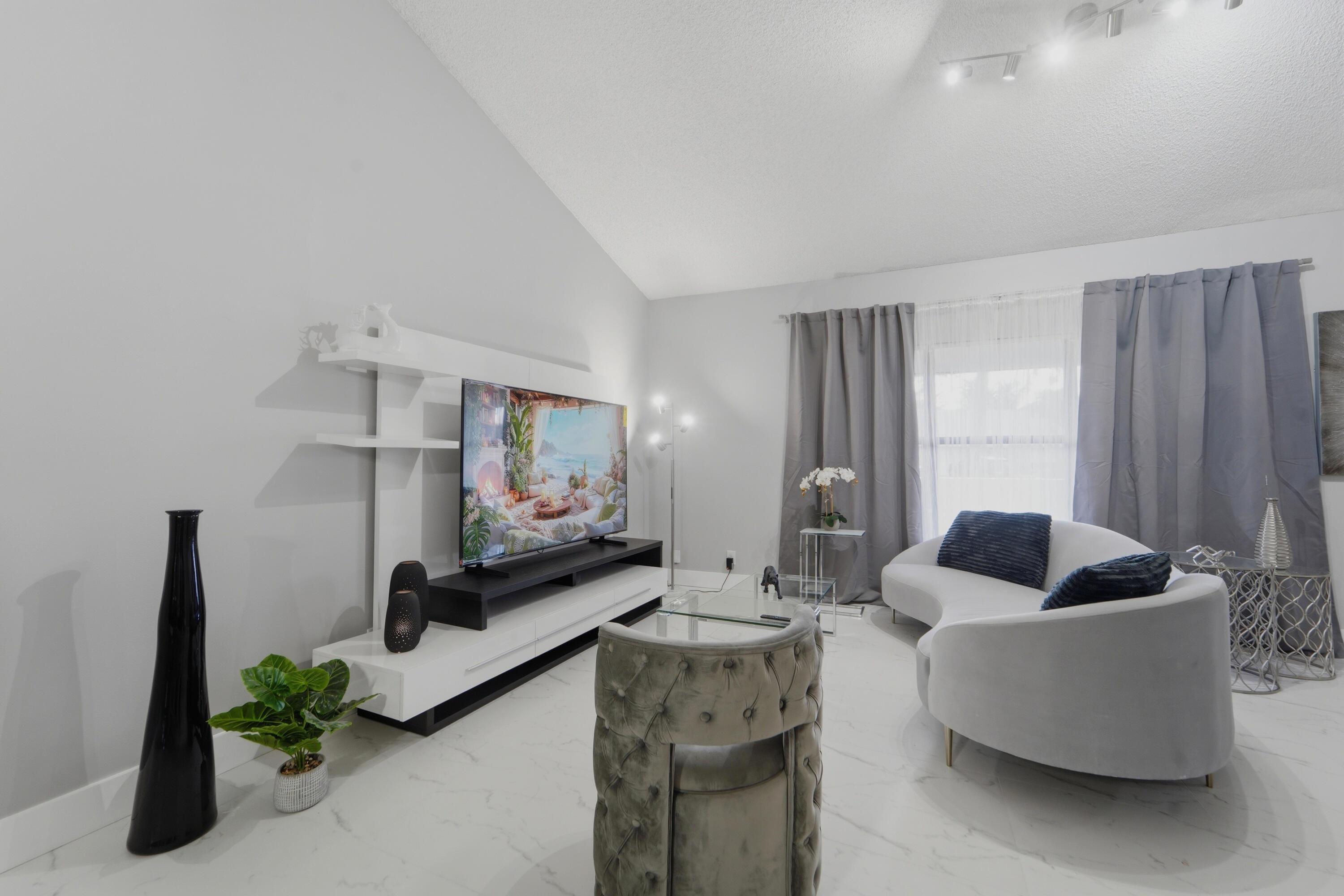 301 KNOTTY WOOD Lane, Wellington, FL 33414, Wellington - Photo 3