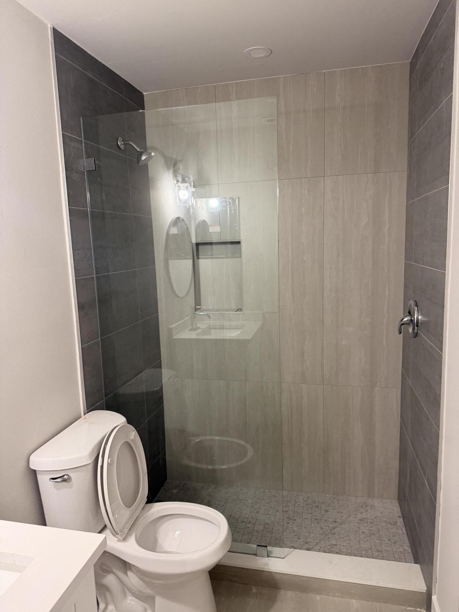 2731 AVENUE S B, Riviera Beach, FL 33404, Riviera Beach - Photo 5
