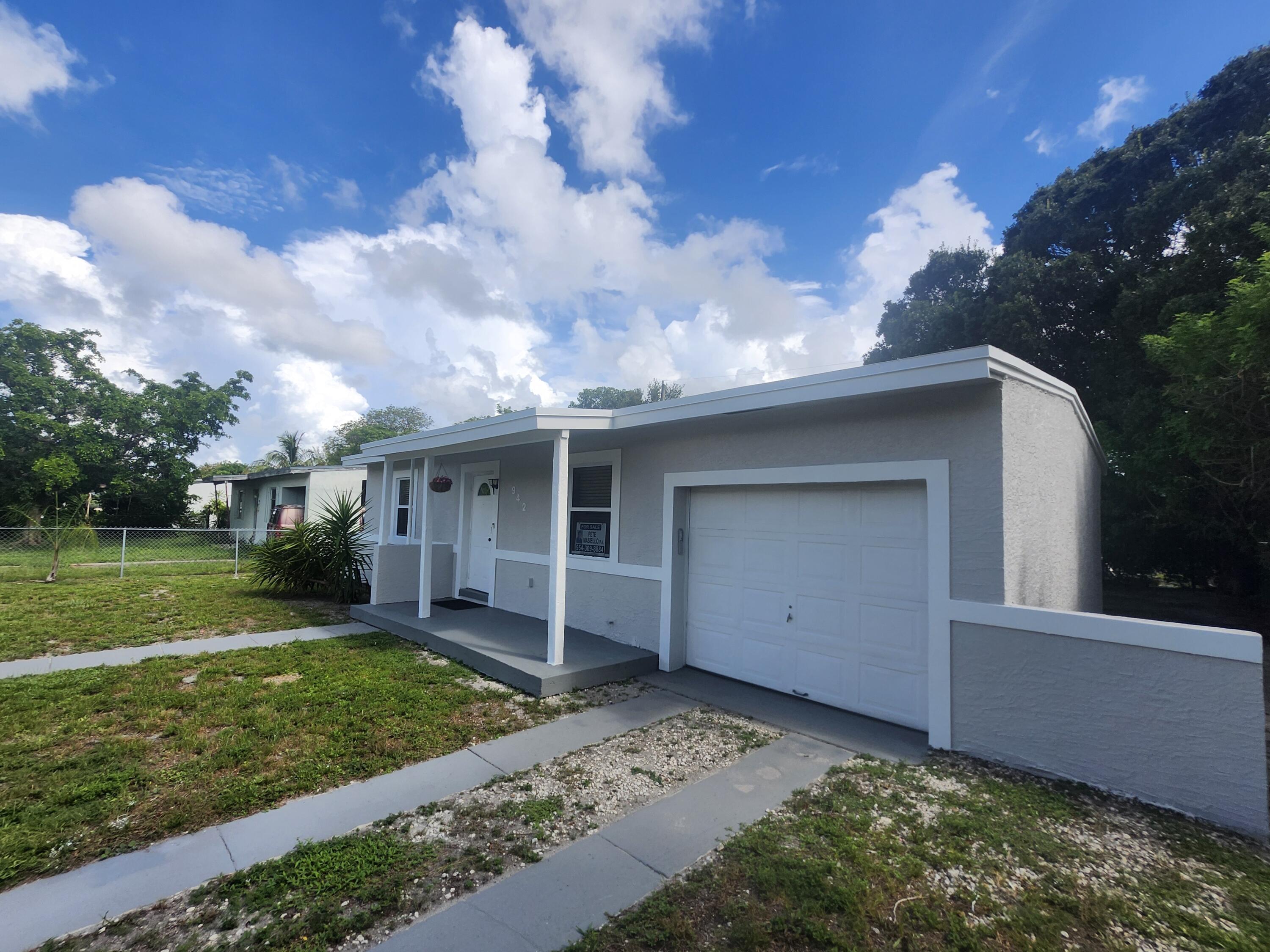 942 NW 12th Street, Fort Lauderdale, FL 33311, Fort Lauderdale - Photo 3