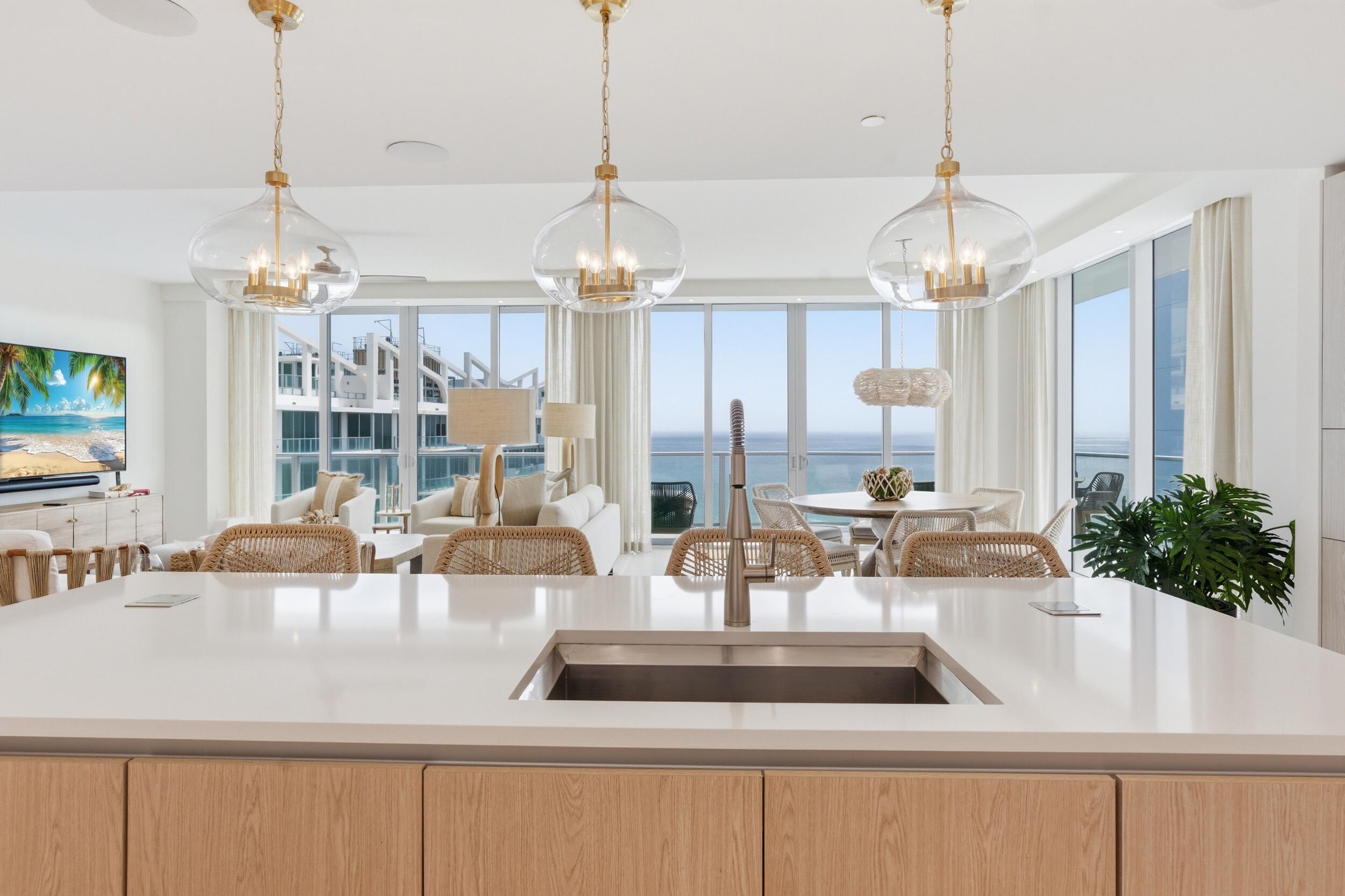 3100 N OCEAN Drive P-PH4, Singer Island, FL 33404, Singer Island