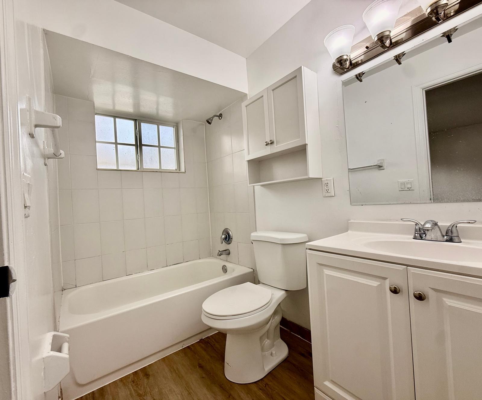1671 NE 33rd Street Apt 11, Pompano Beach, FL 33064, Pompano Beach - Photo 2