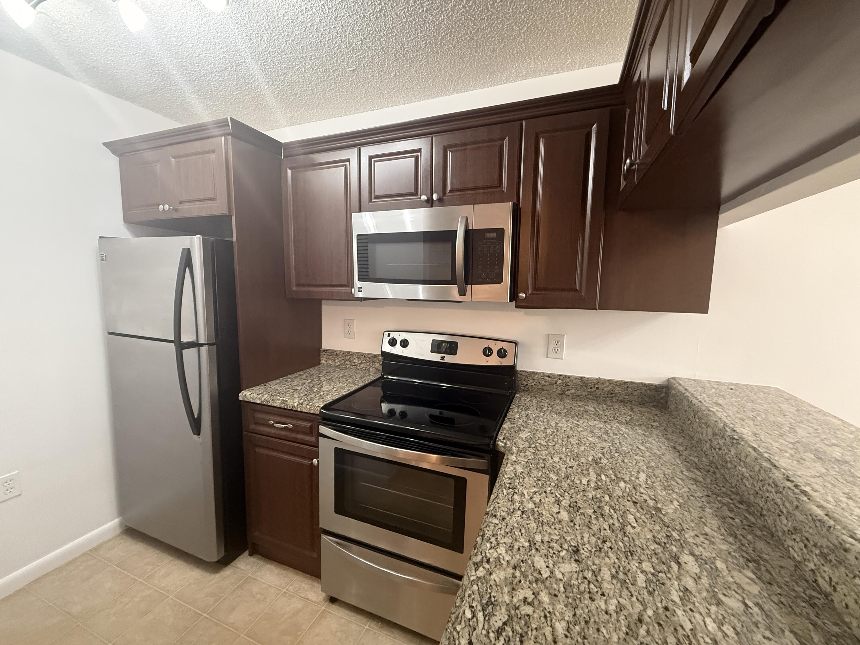 16203 GLENMOOR Drive 16203, West Palm Beach, FL 33409, West Palm Beach - Photo 5
