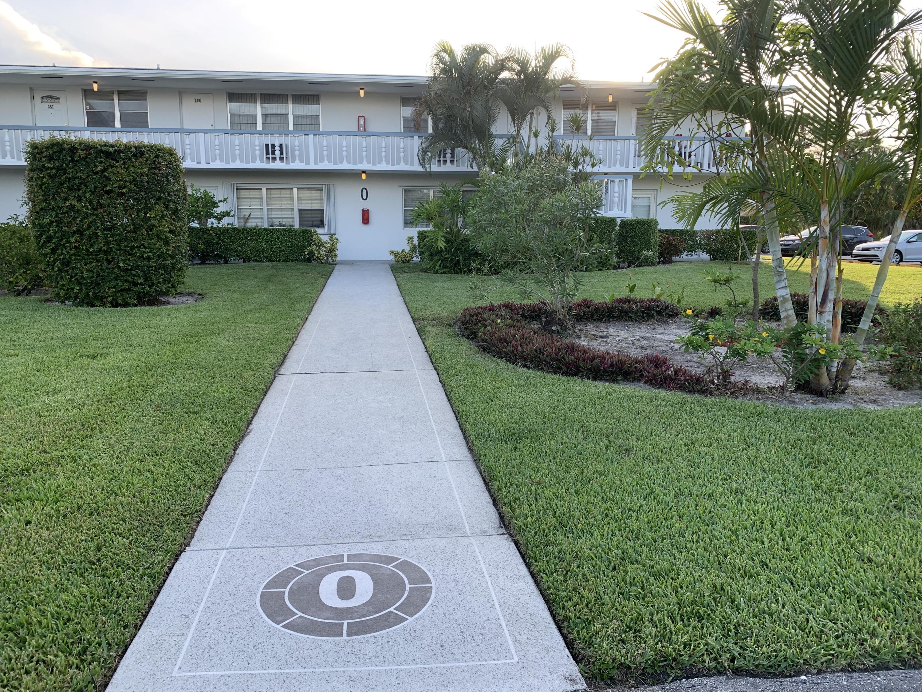 344 Norwich O, West Palm Beach, FL 33417, West Palm Beach - Photo 2