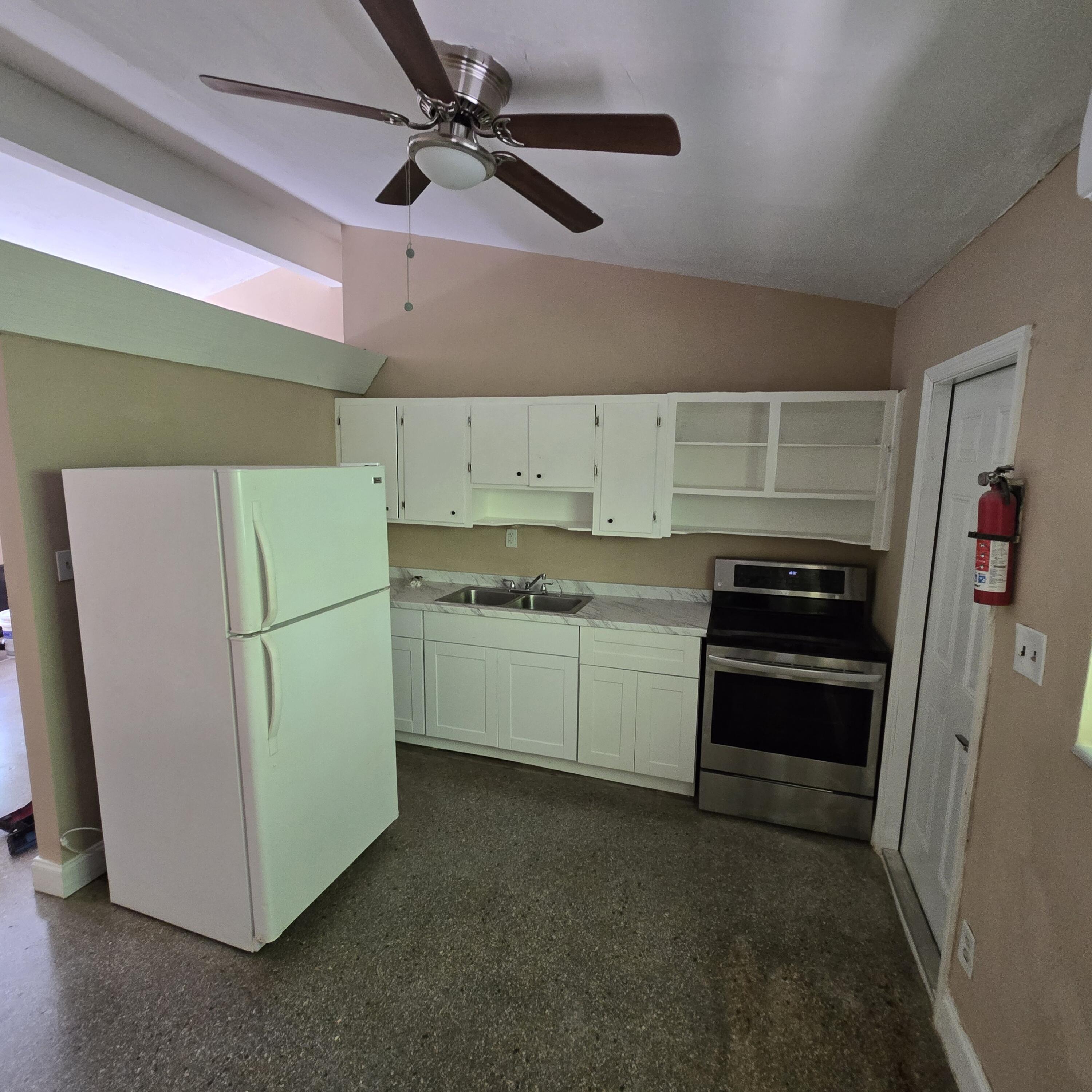 830 SW 14th Street 2, Pompano Beach, FL 33060, Pompano Beach - Photo 3
