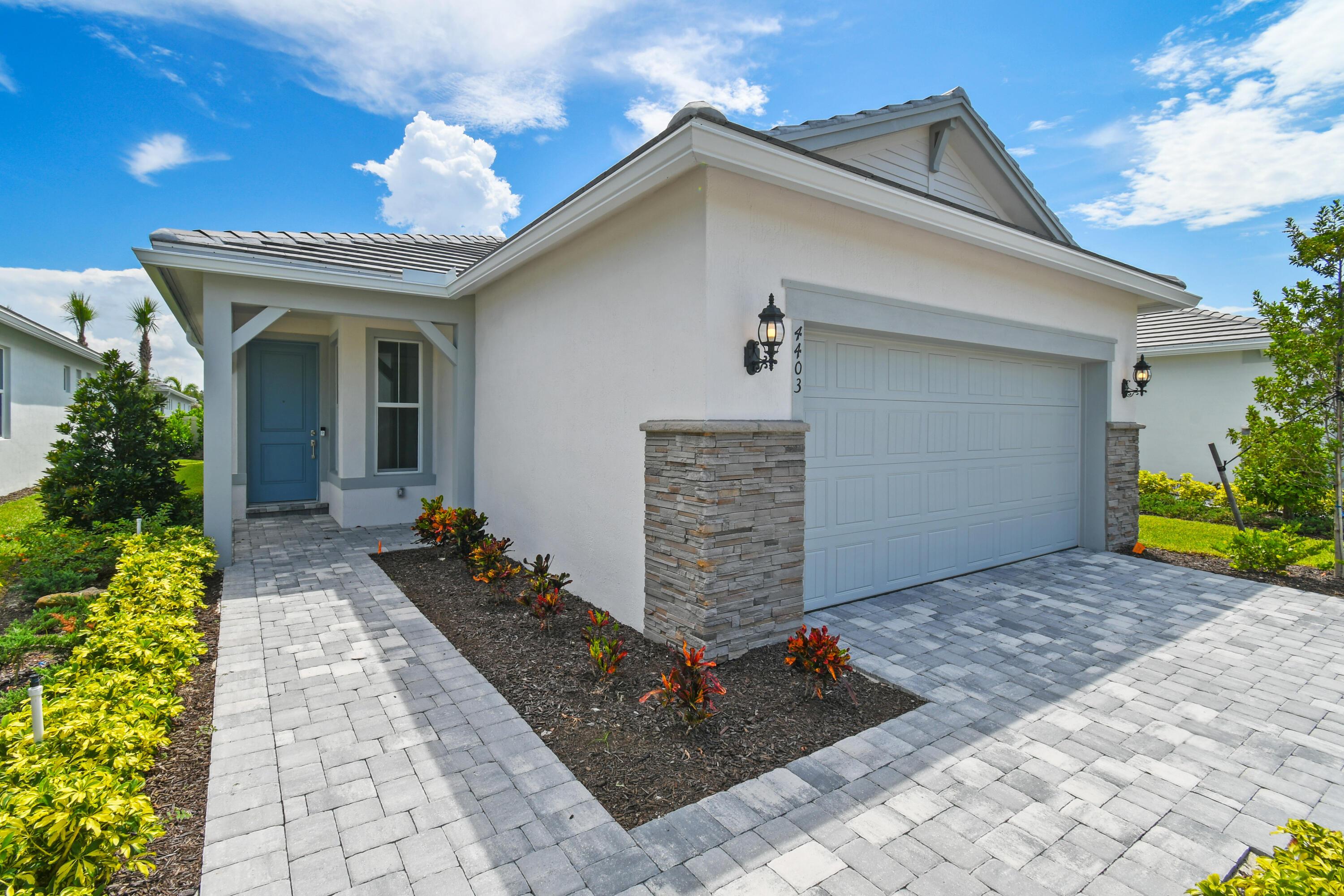 4403 PINAFORE Street 215 Compass, Vero Beach, FL 32967, Vero Beach - Photo 2