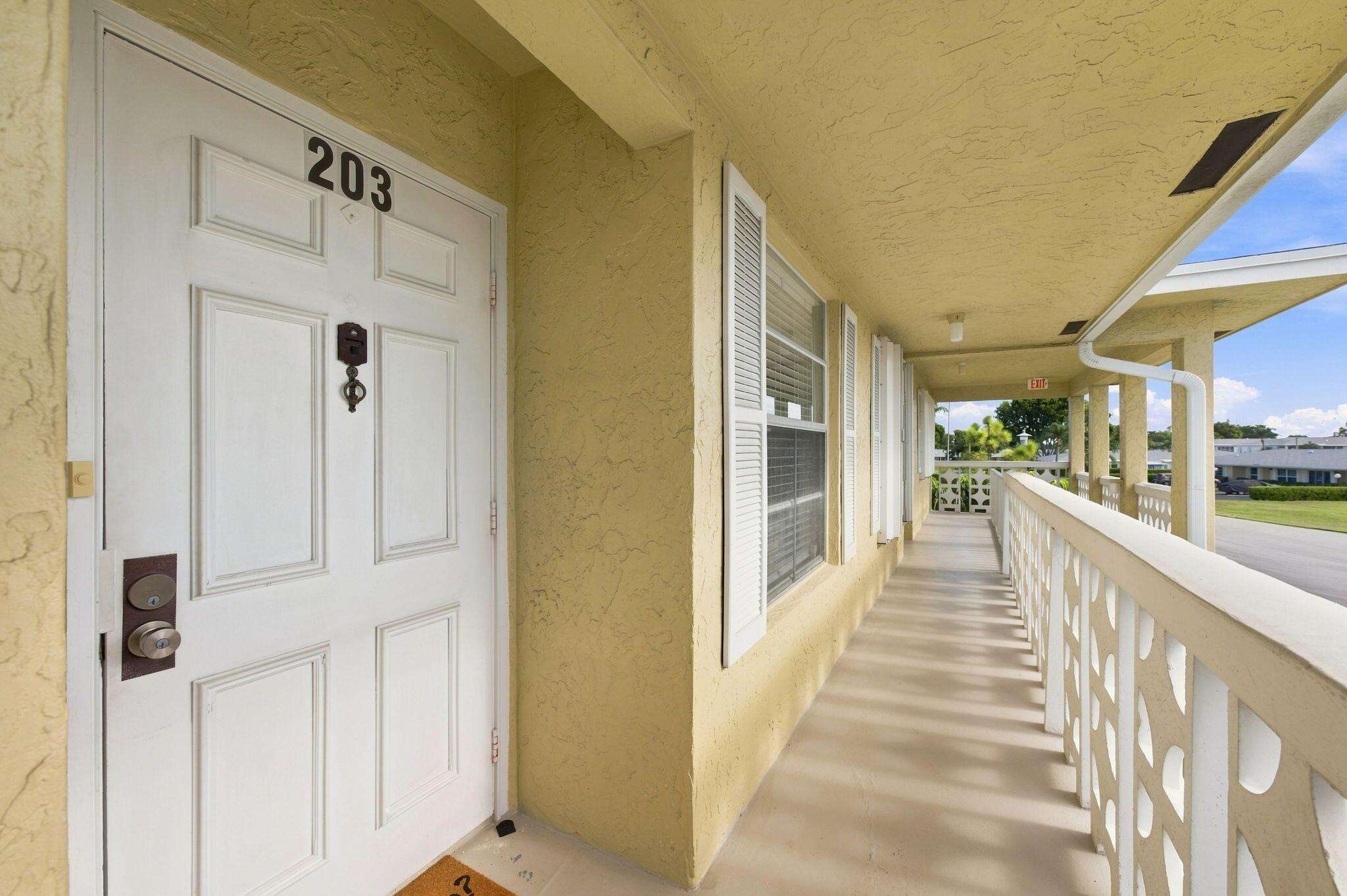 1121 CACTUS Terrace 203, Delray Beach, FL 33445, Delray Beach - Photo 2